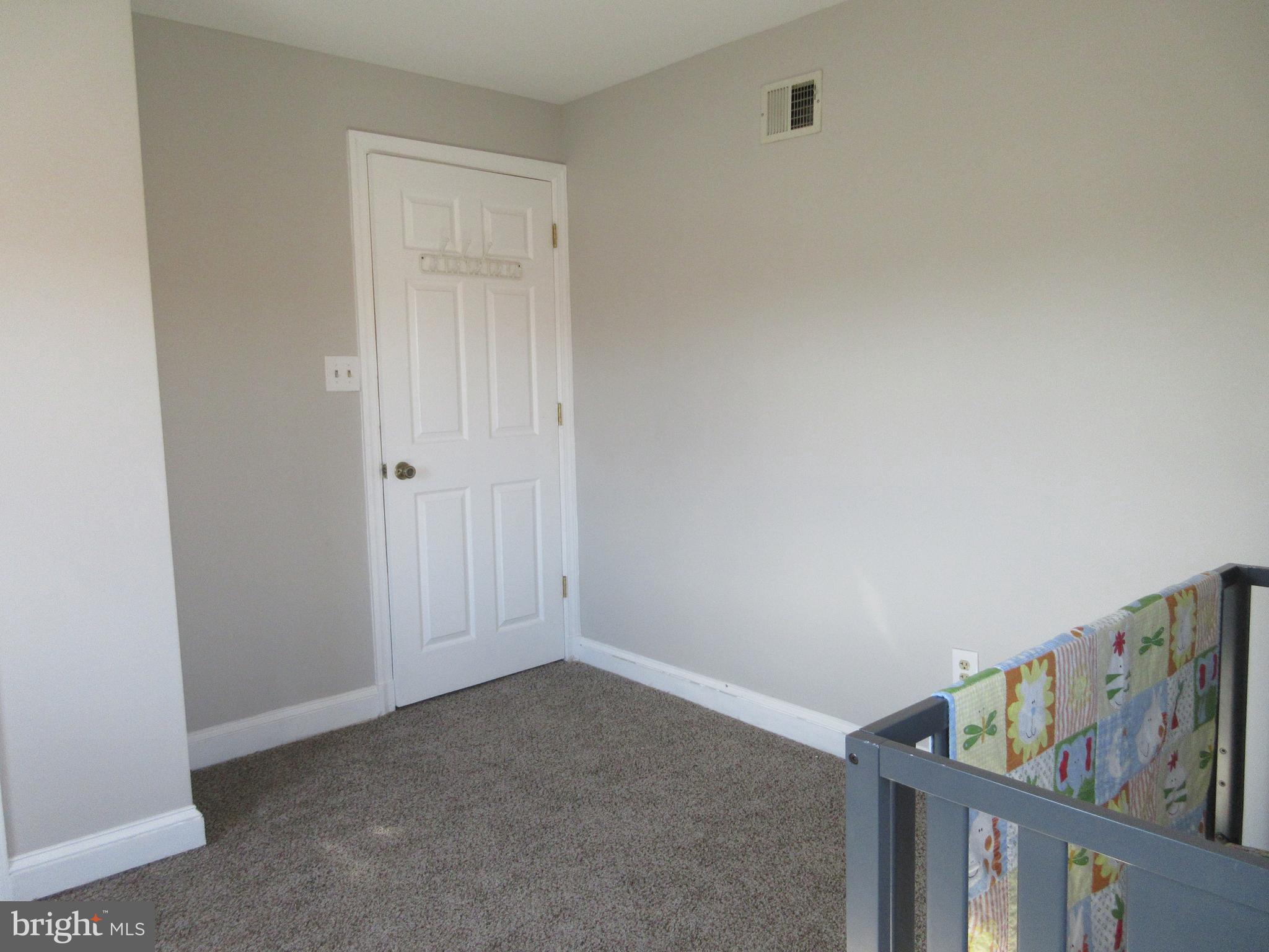 WINDSOR MILL - Residential