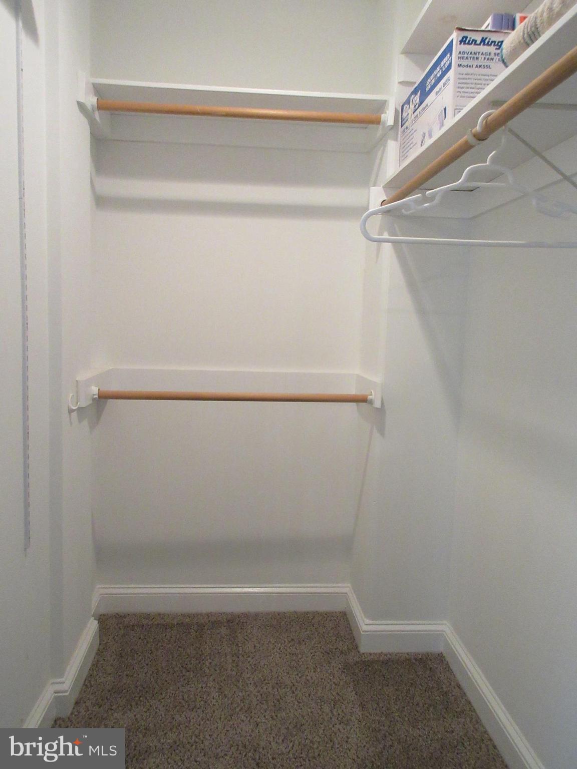 WINDSOR MILL - Residential