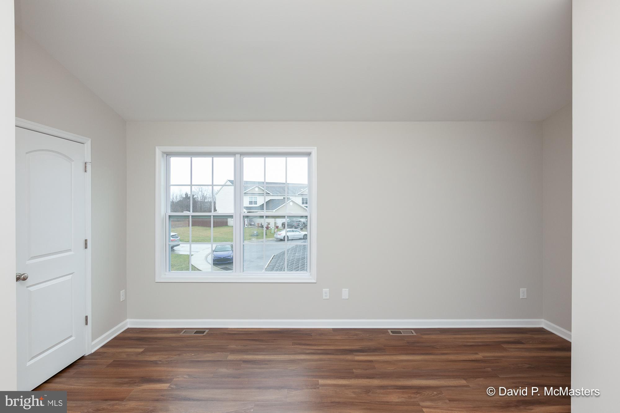 THE TOWNES OF RIDGEWAY - Residential