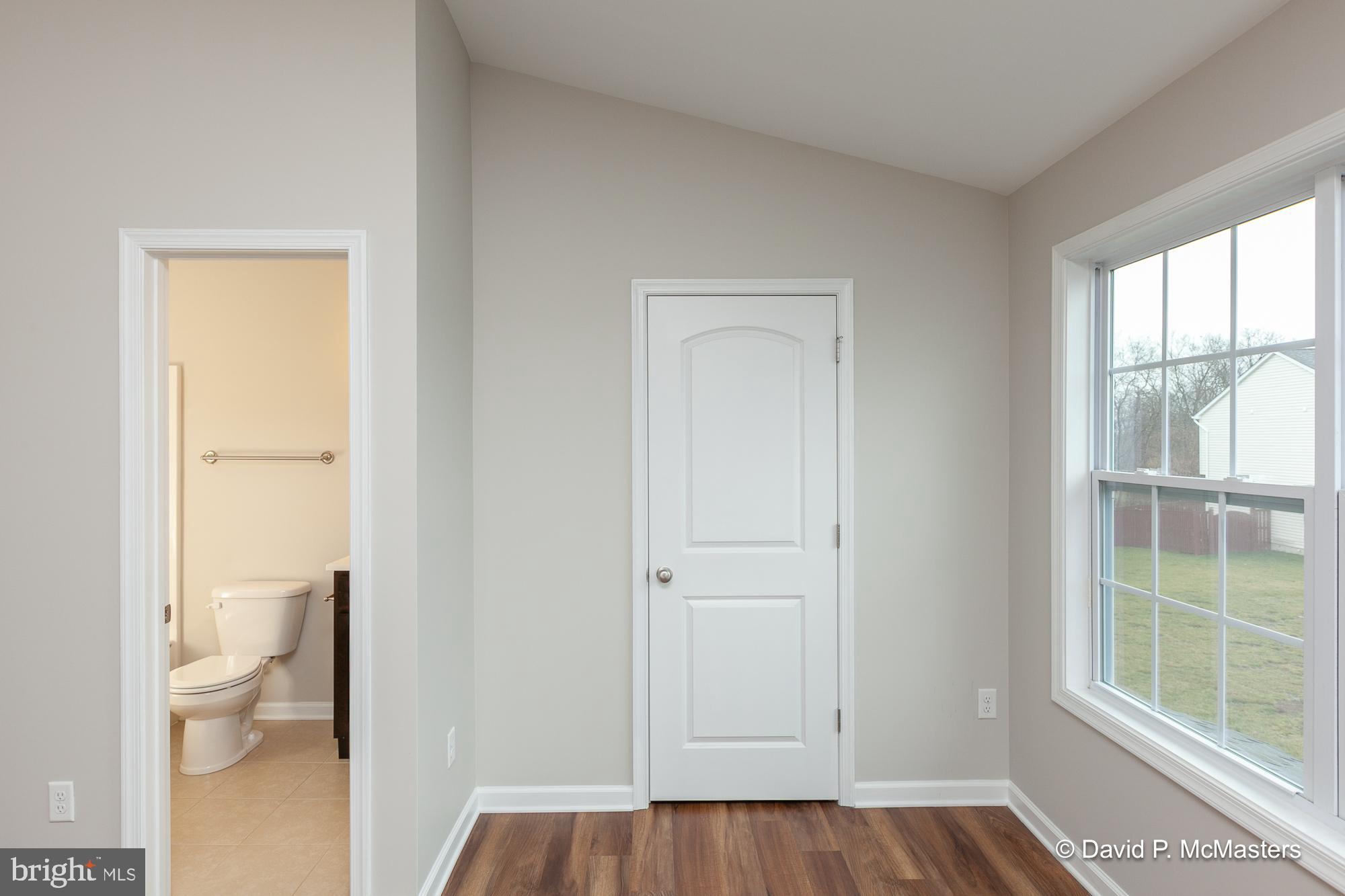 THE TOWNES OF RIDGEWAY - Residential