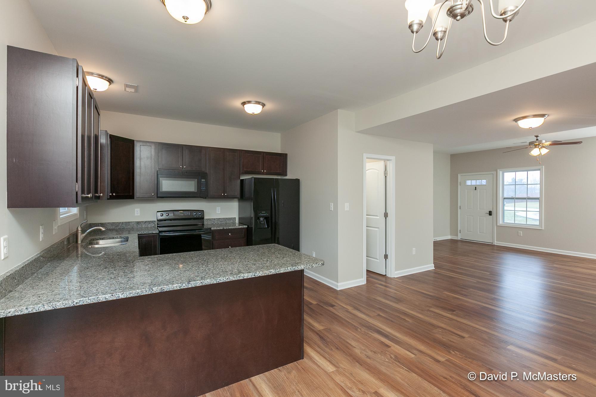 THE TOWNES OF RIDGEWAY - Residential