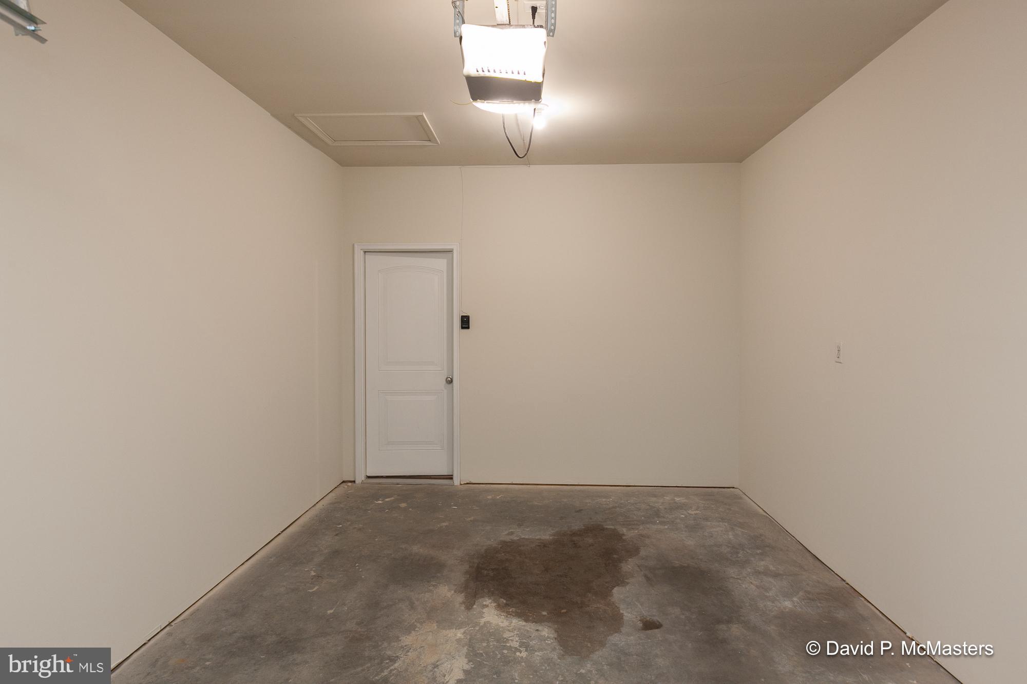 THE TOWNES OF RIDGEWAY - Residential