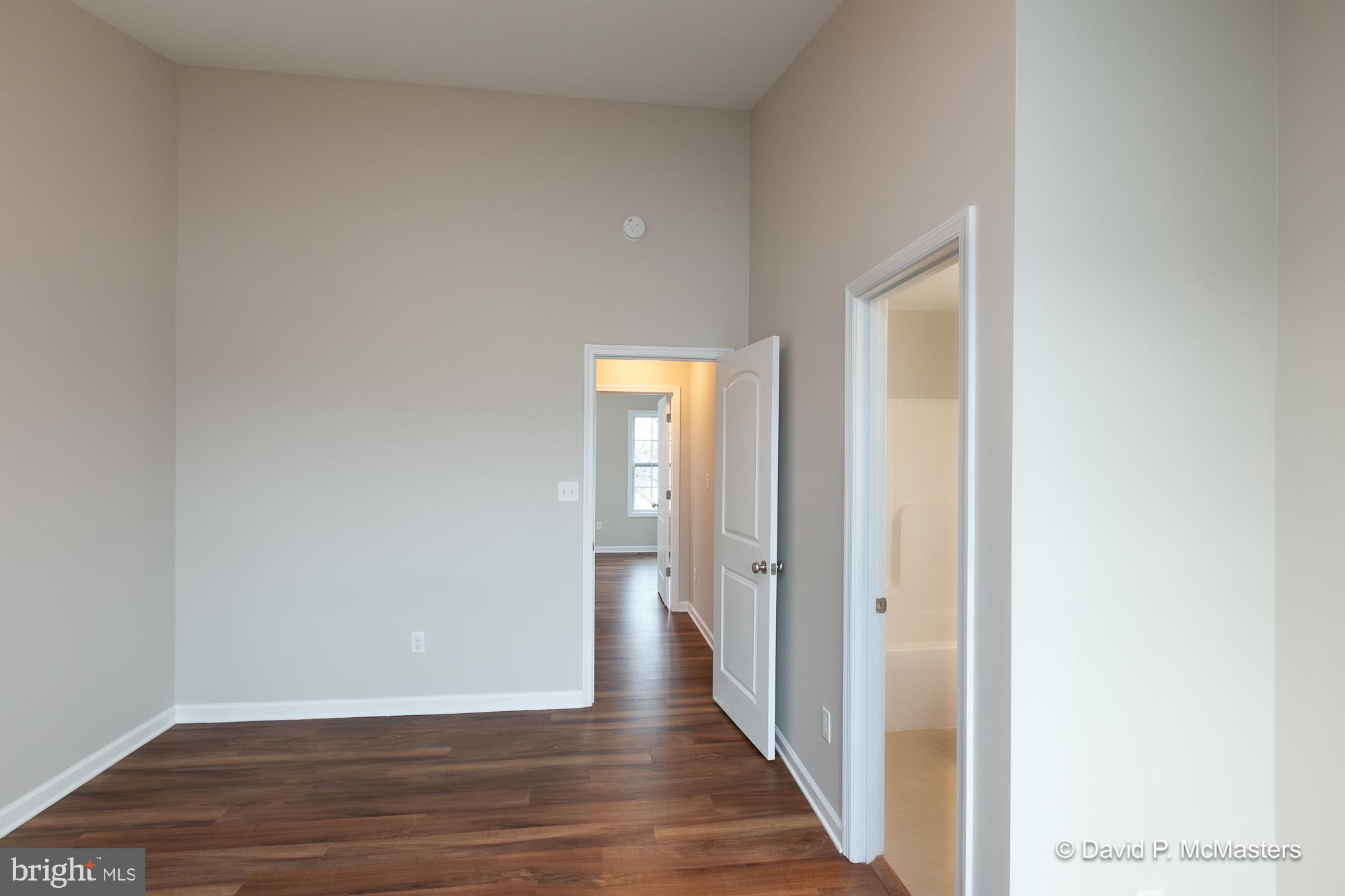 THE TOWNES OF RIDGEWAY - Residential