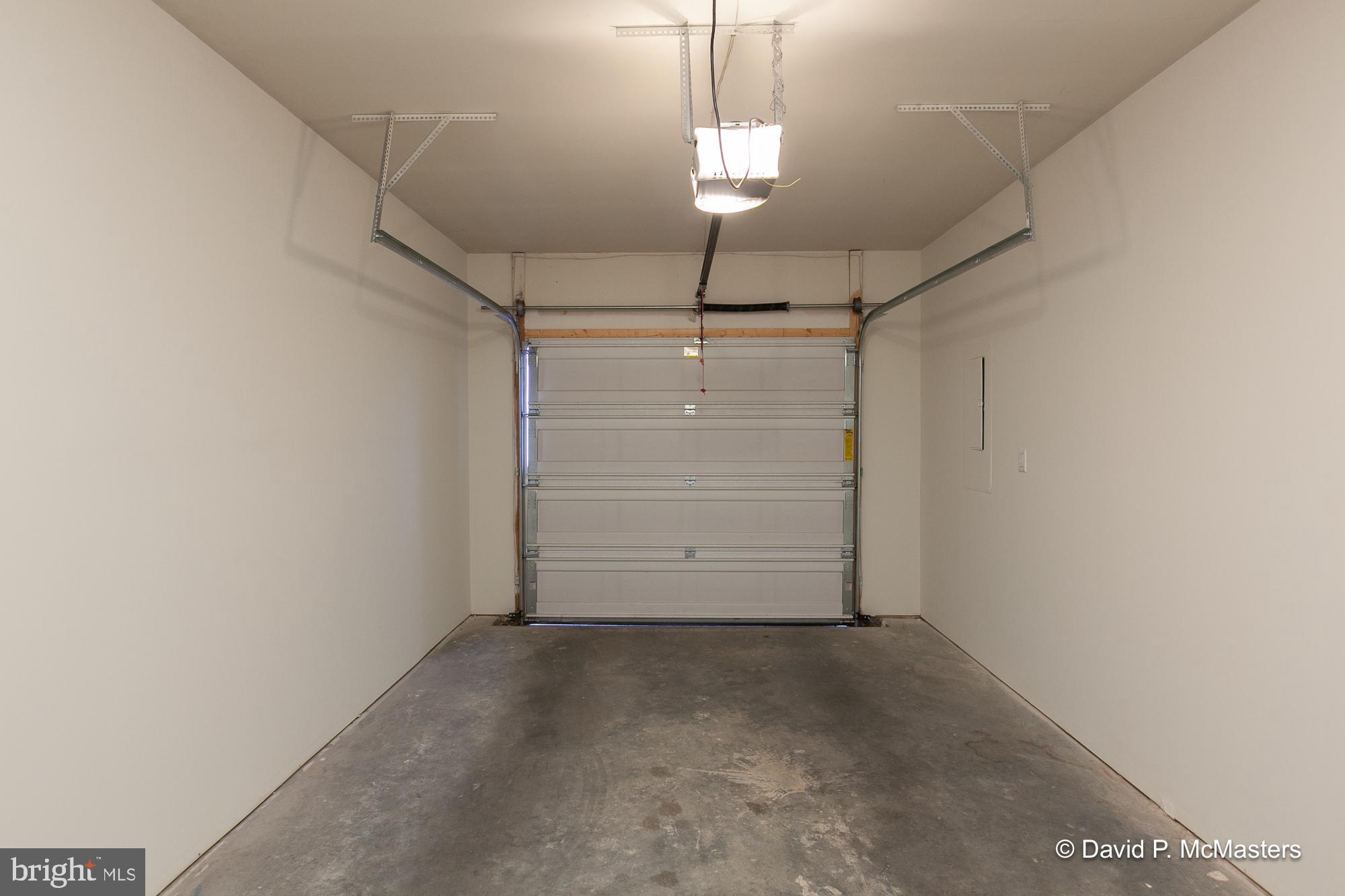 THE TOWNES OF RIDGEWAY - Residential