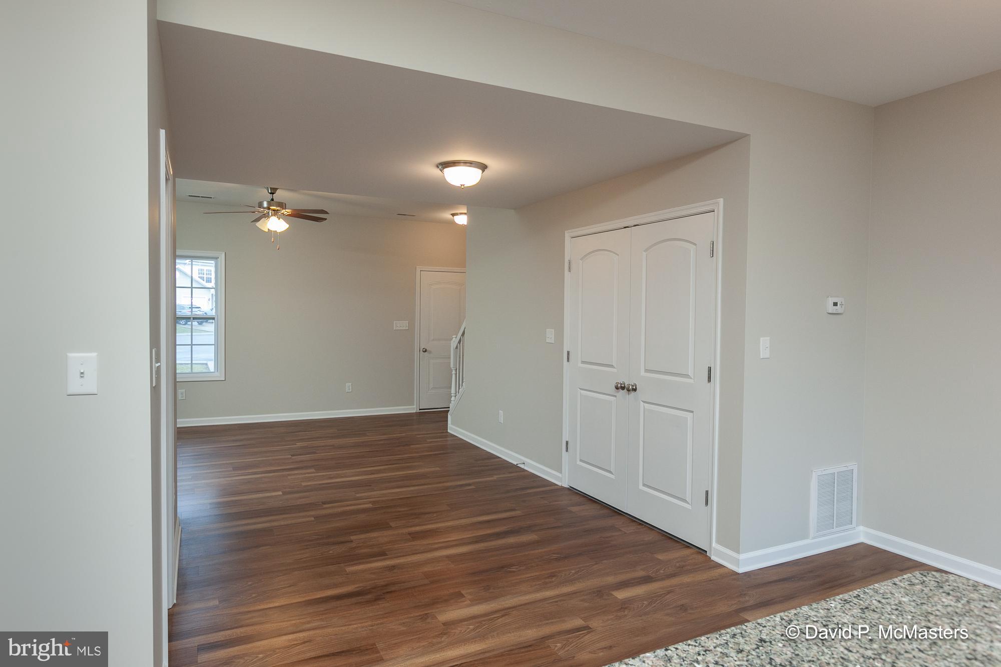 THE TOWNES OF RIDGEWAY - Residential