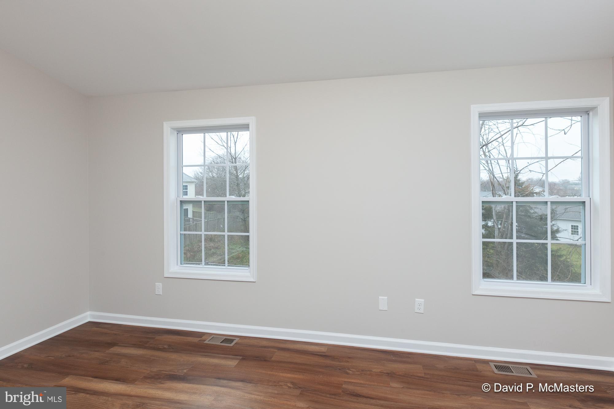 THE TOWNES OF RIDGEWAY - Residential