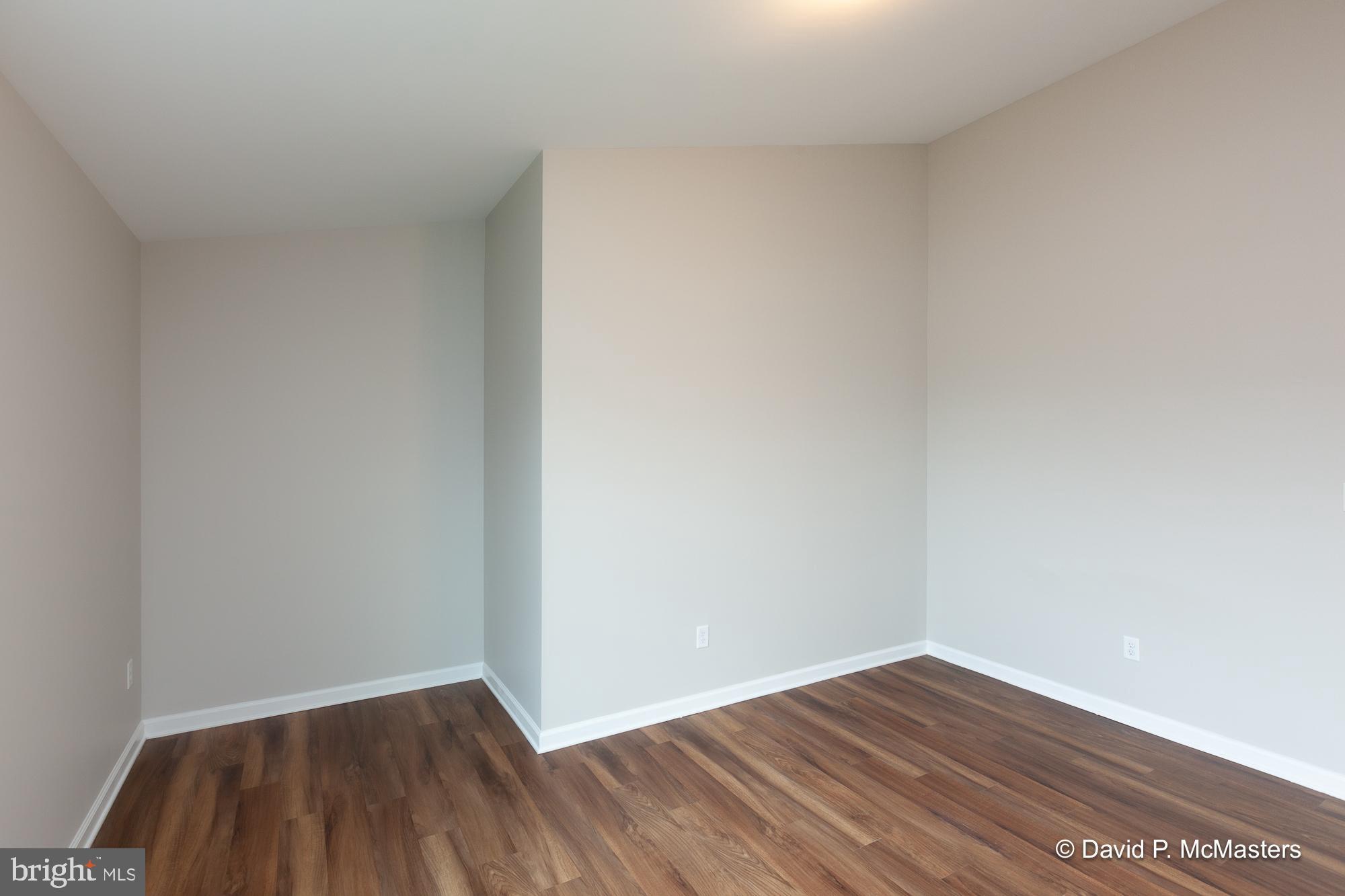 THE TOWNES OF RIDGEWAY - Residential