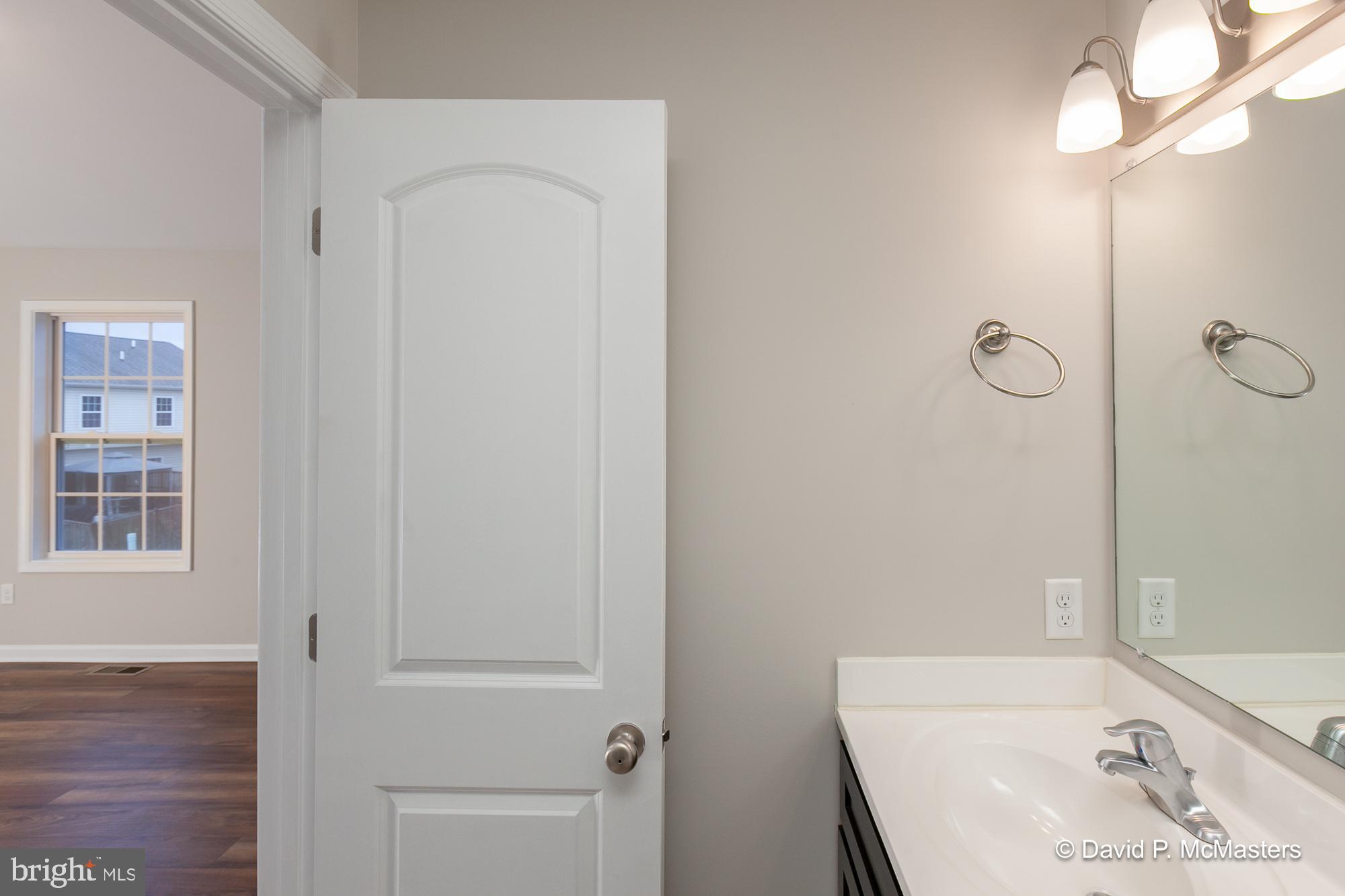 THE TOWNES OF RIDGEWAY - Residential