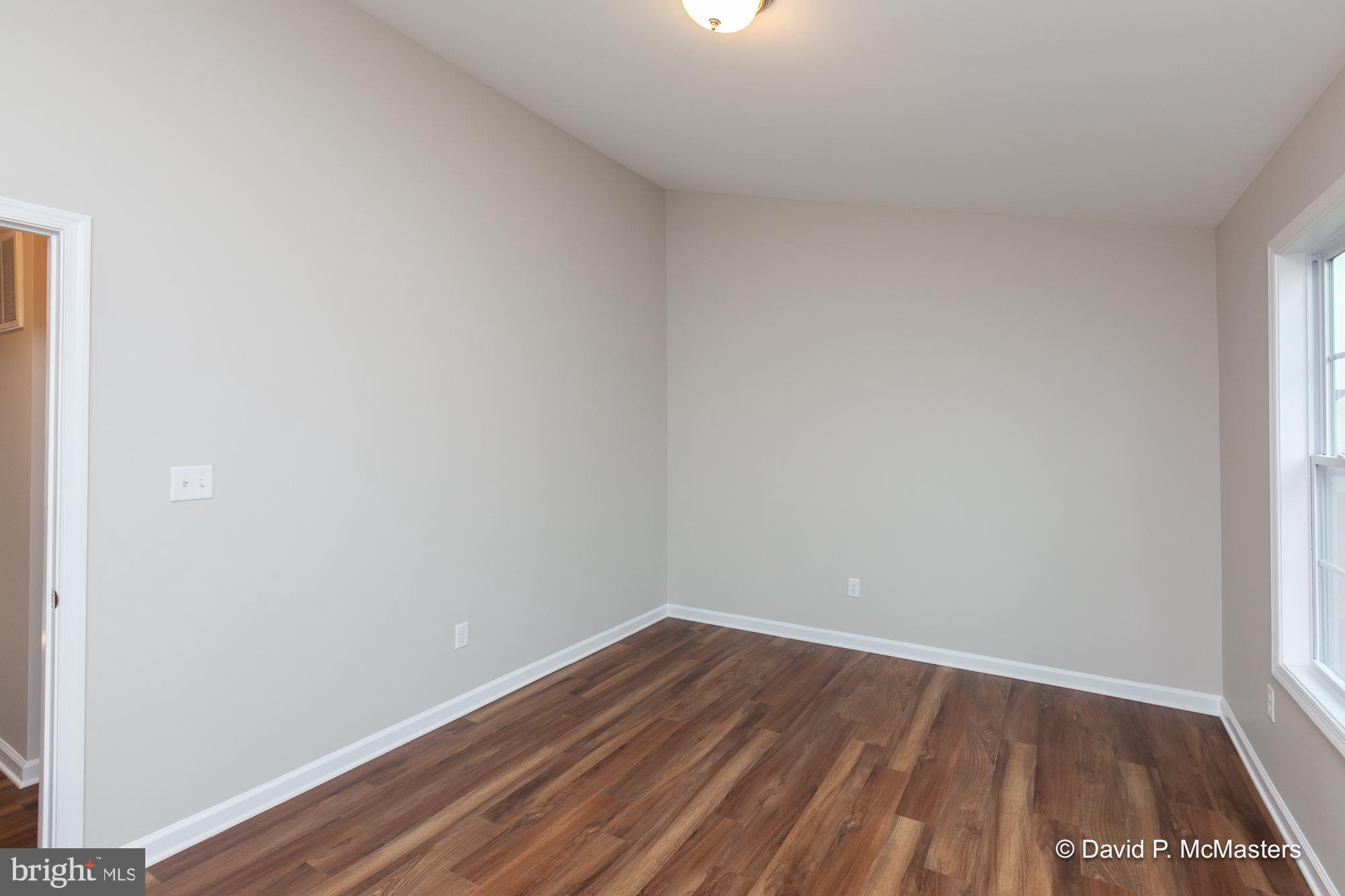 THE TOWNES OF RIDGEWAY - Residential