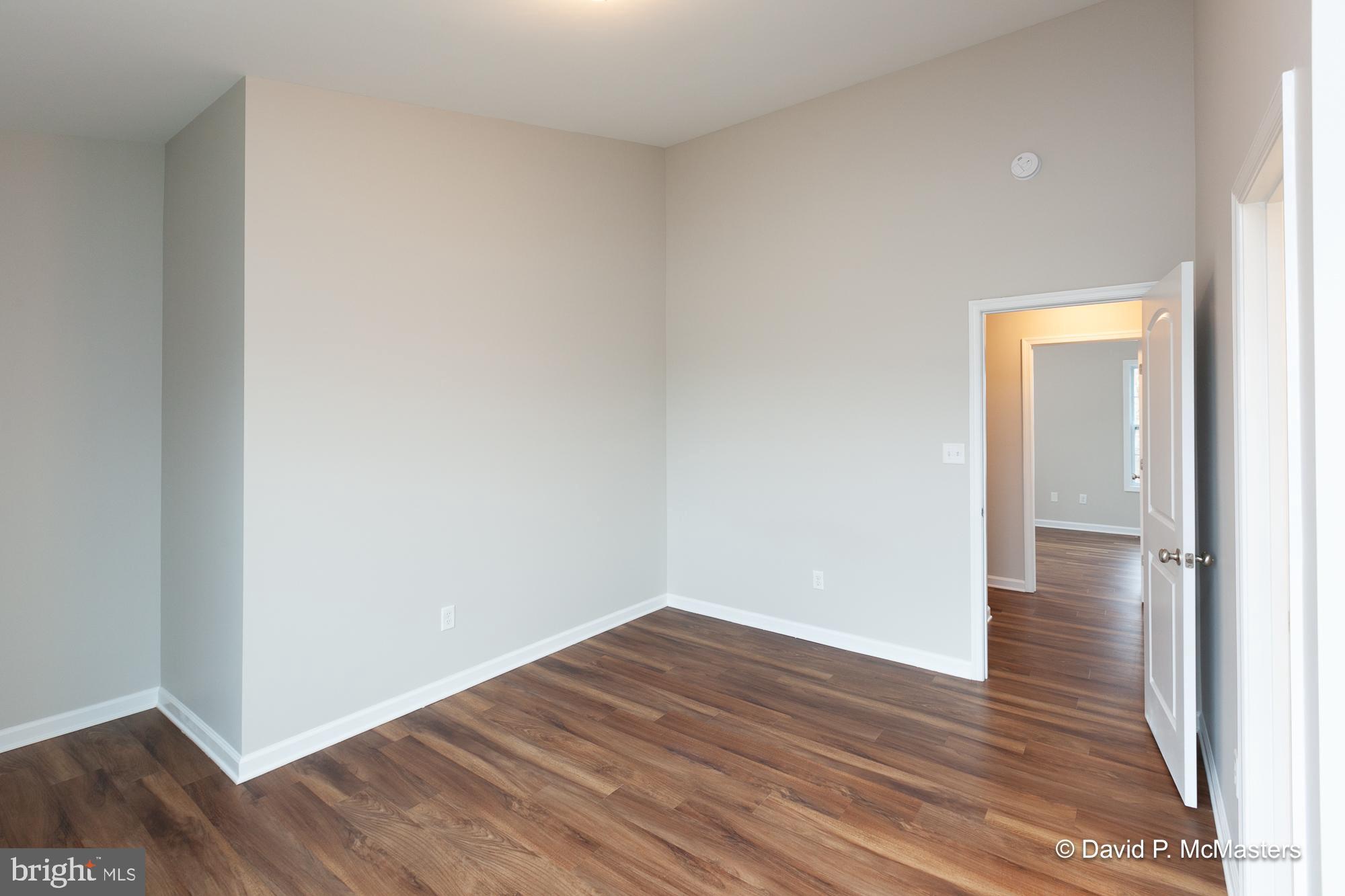 THE TOWNES OF RIDGEWAY - Residential