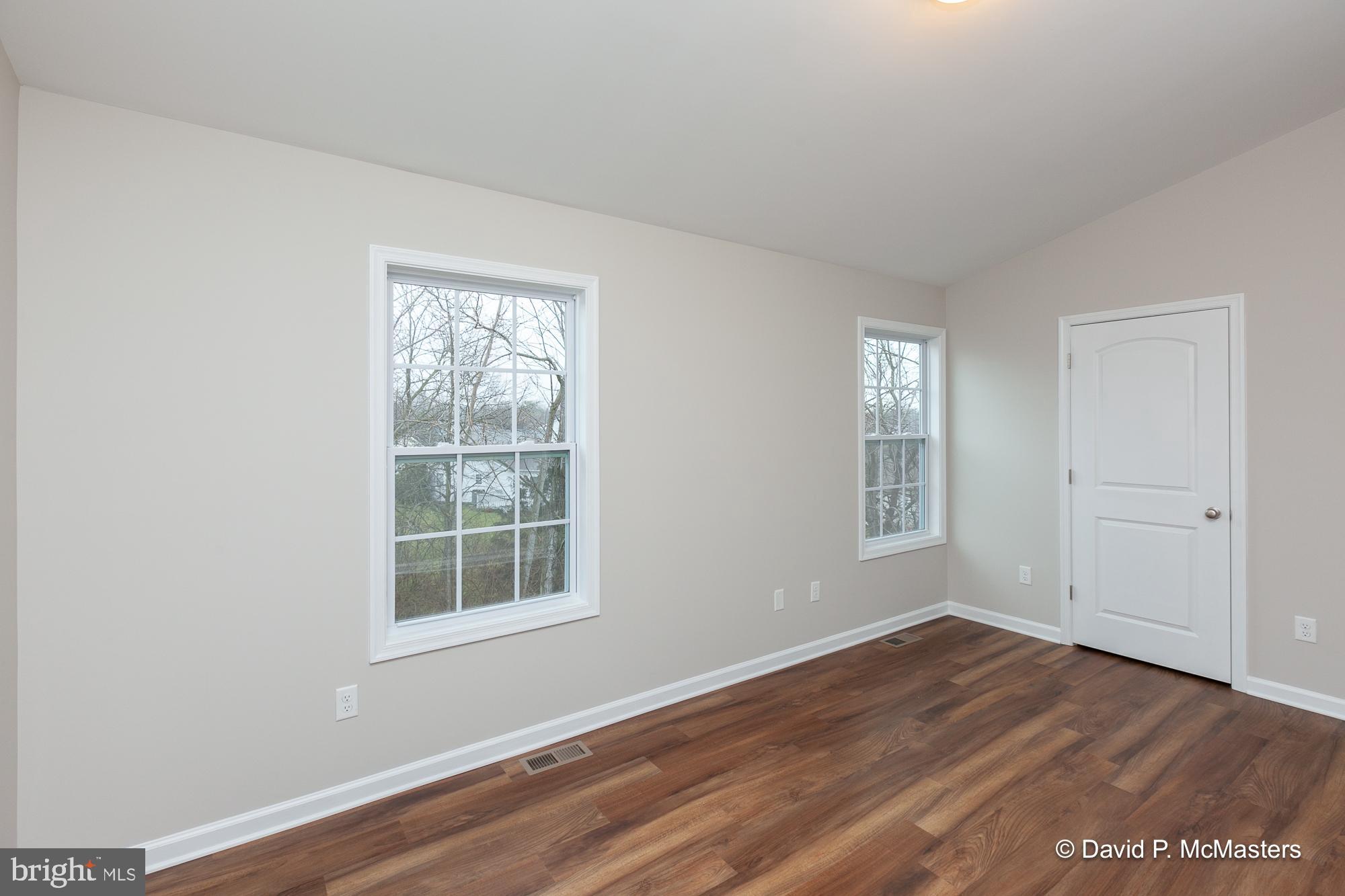 THE TOWNES OF RIDGEWAY - Residential