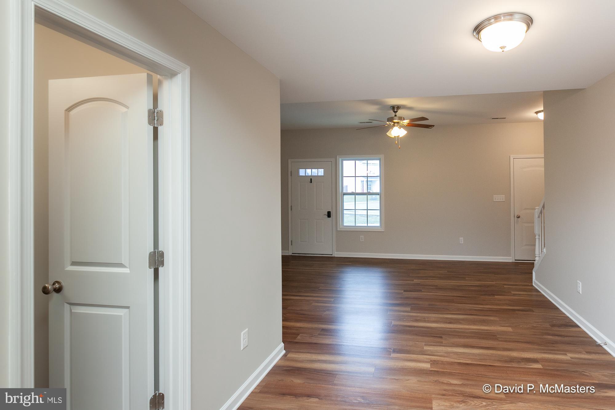 THE TOWNES OF RIDGEWAY - Residential