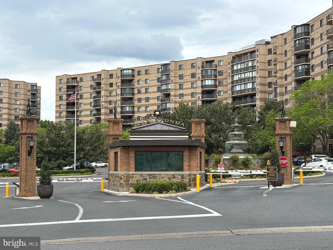 ROTONDA - Residential