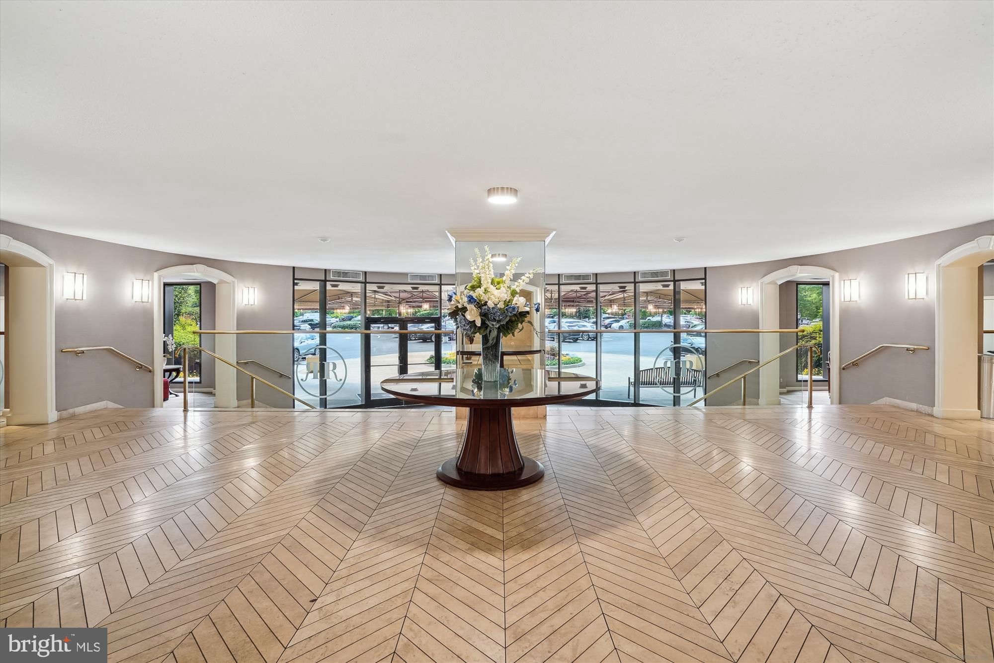 ROTONDA - Residential