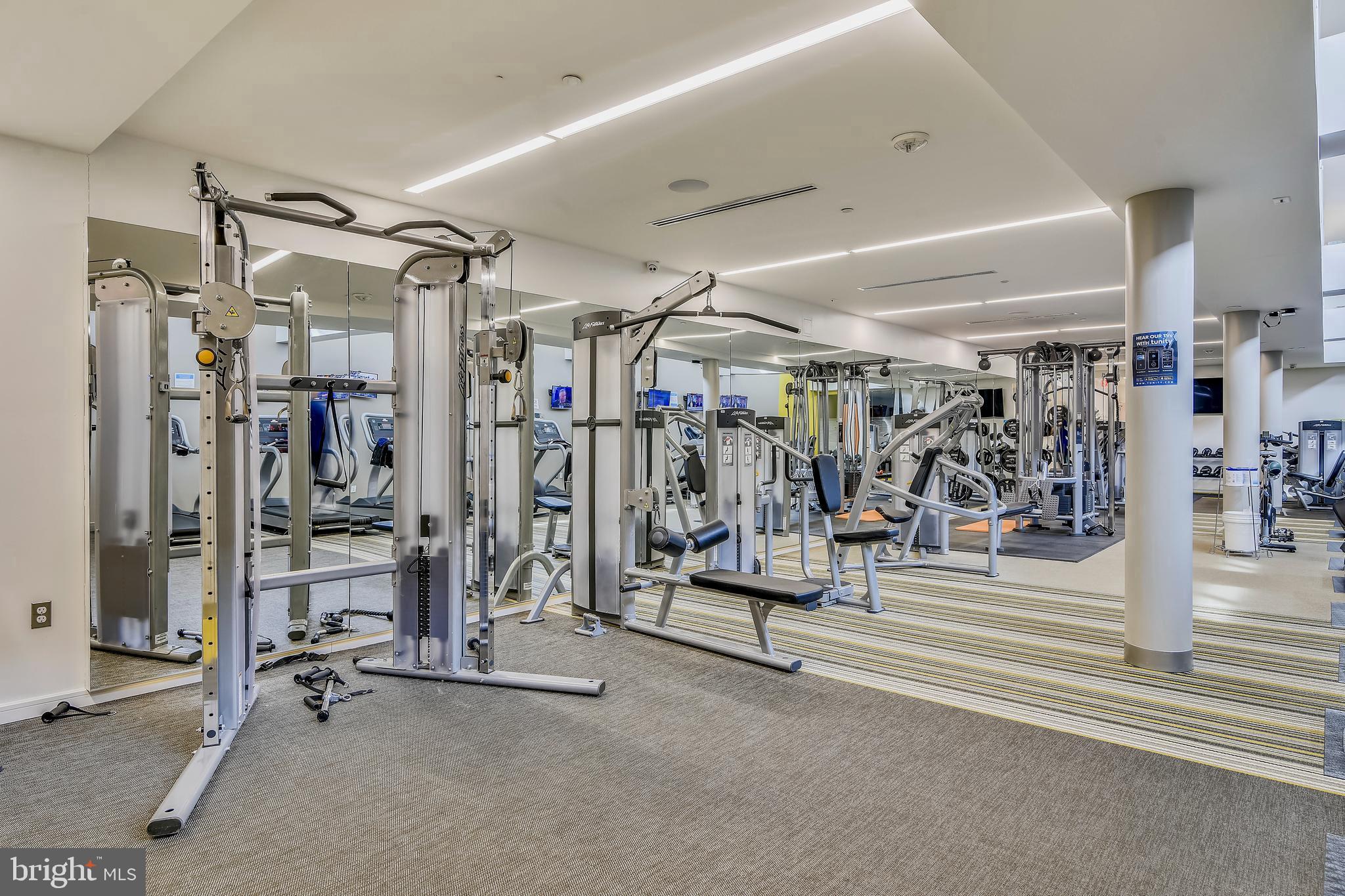 ROTONDA - Residential