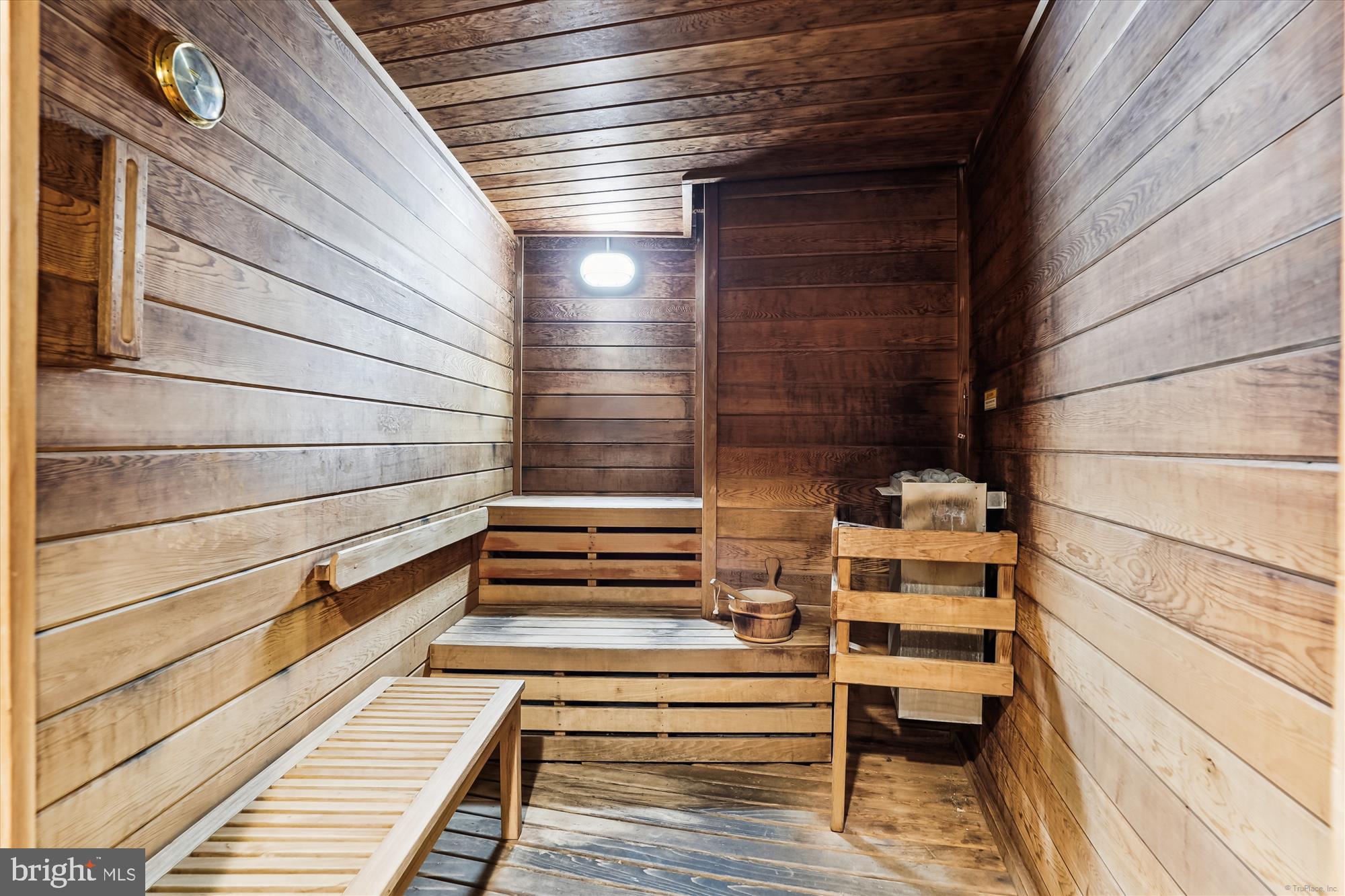 ROTONDA - Residential