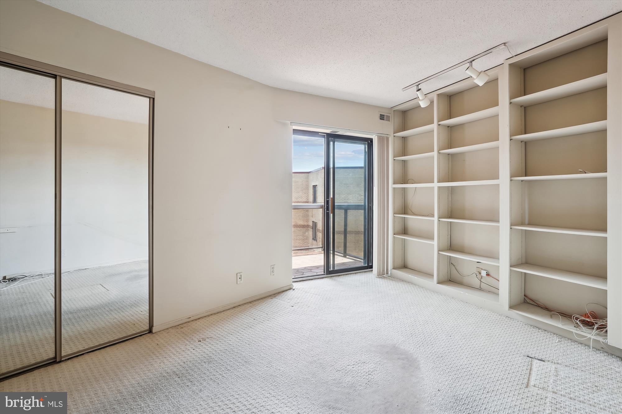 ROTONDA - Residential