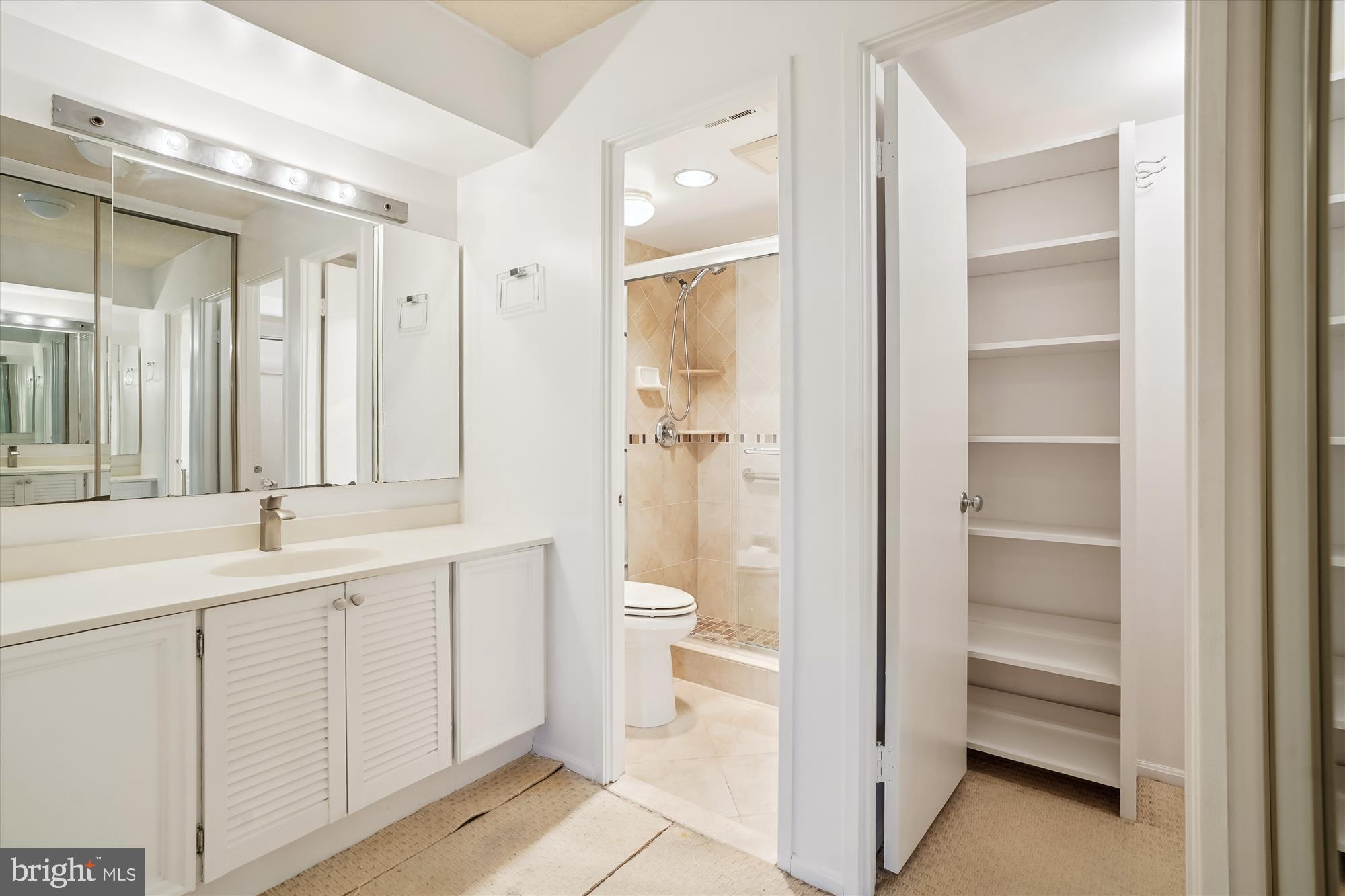 ROTONDA - Residential