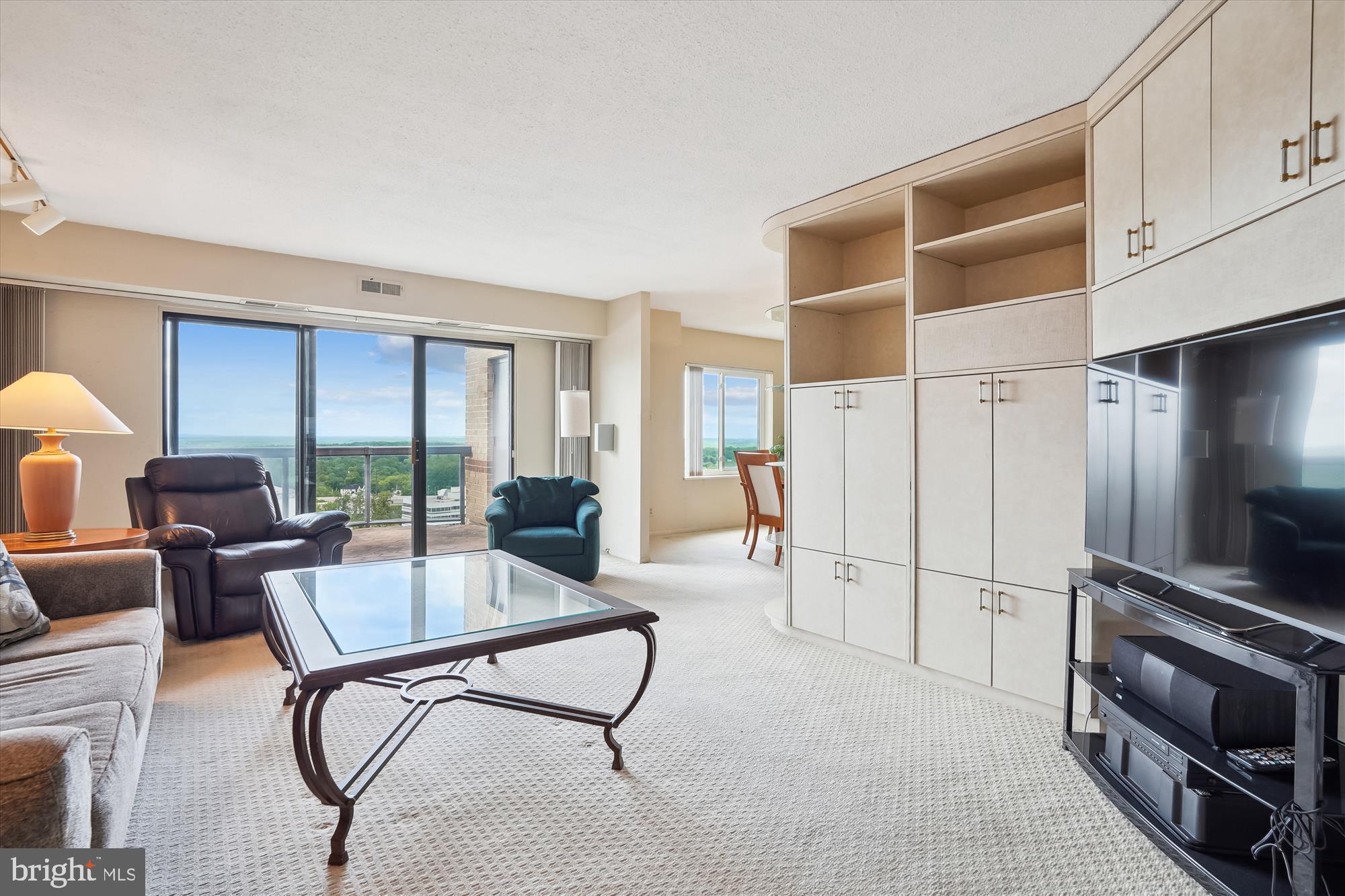 ROTONDA - Residential