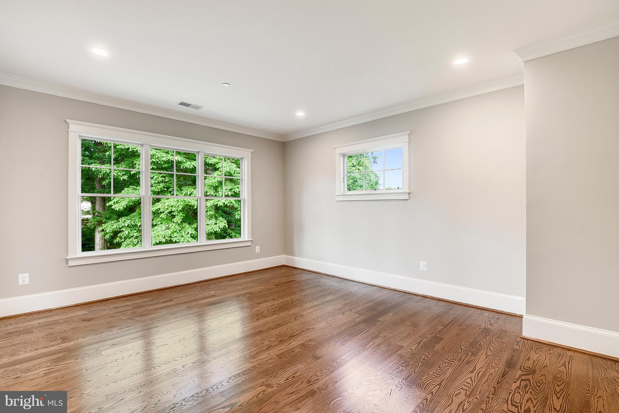 KENWOOD PARK - Residential