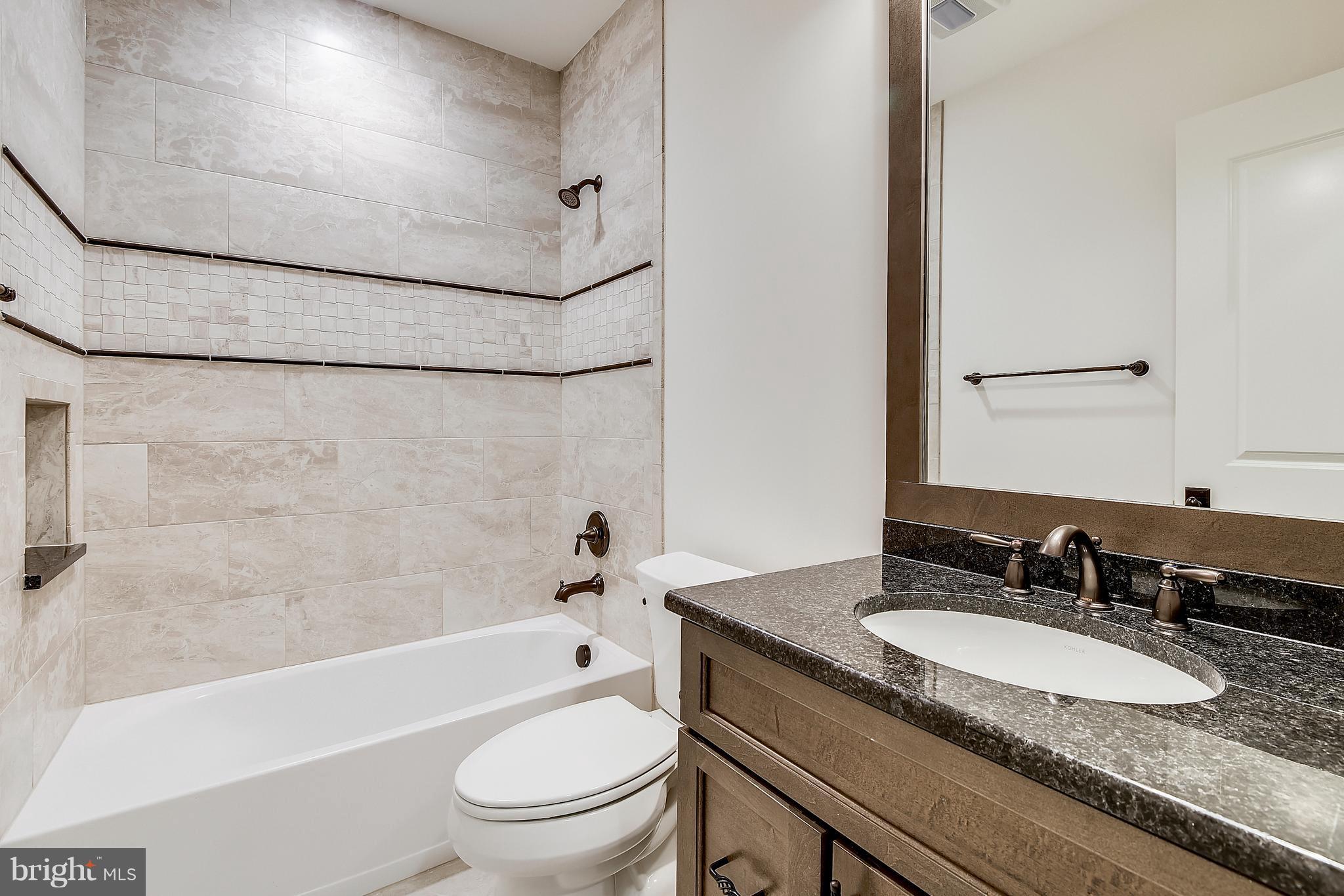 KENWOOD PARK - Residential