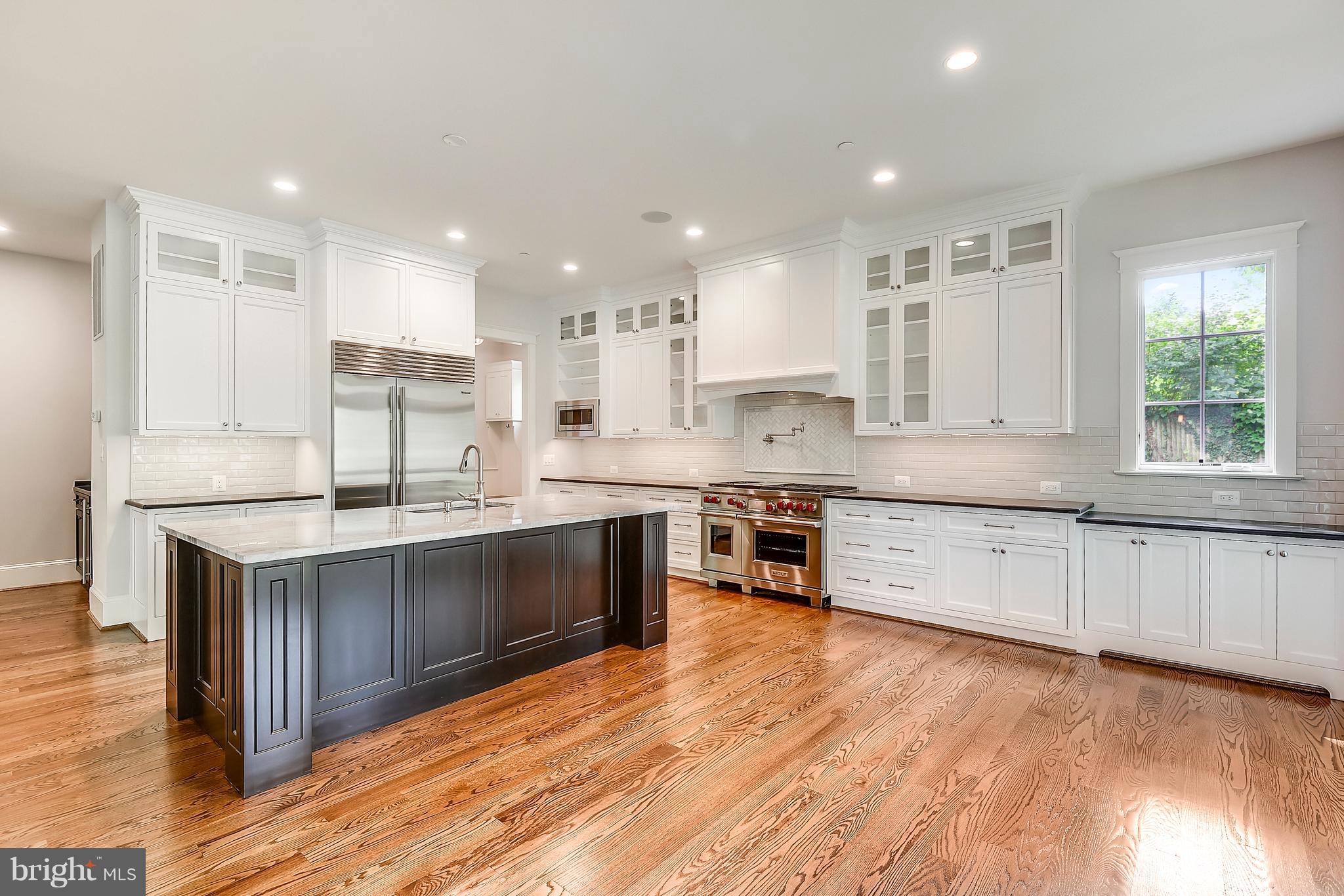 KENWOOD PARK - Residential