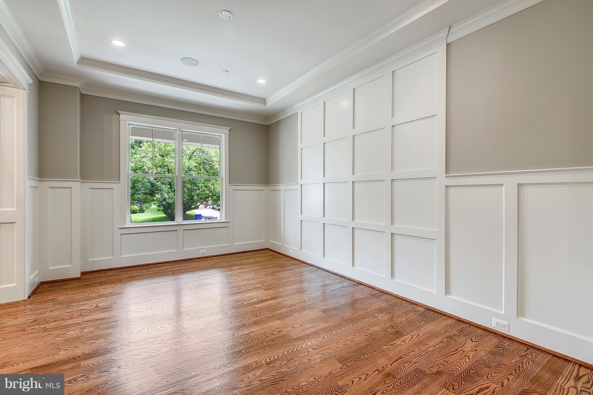 KENWOOD PARK - Residential