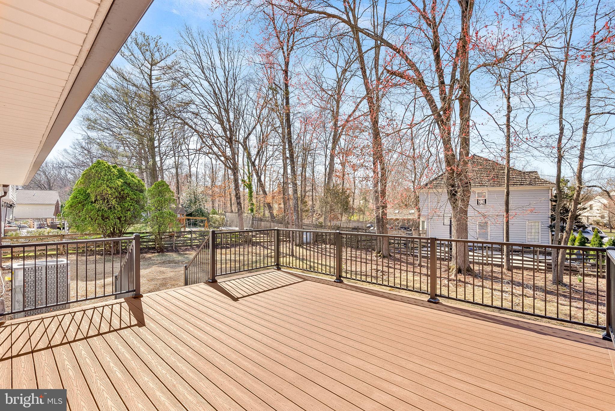 FOX MILL ESTATES - Residential