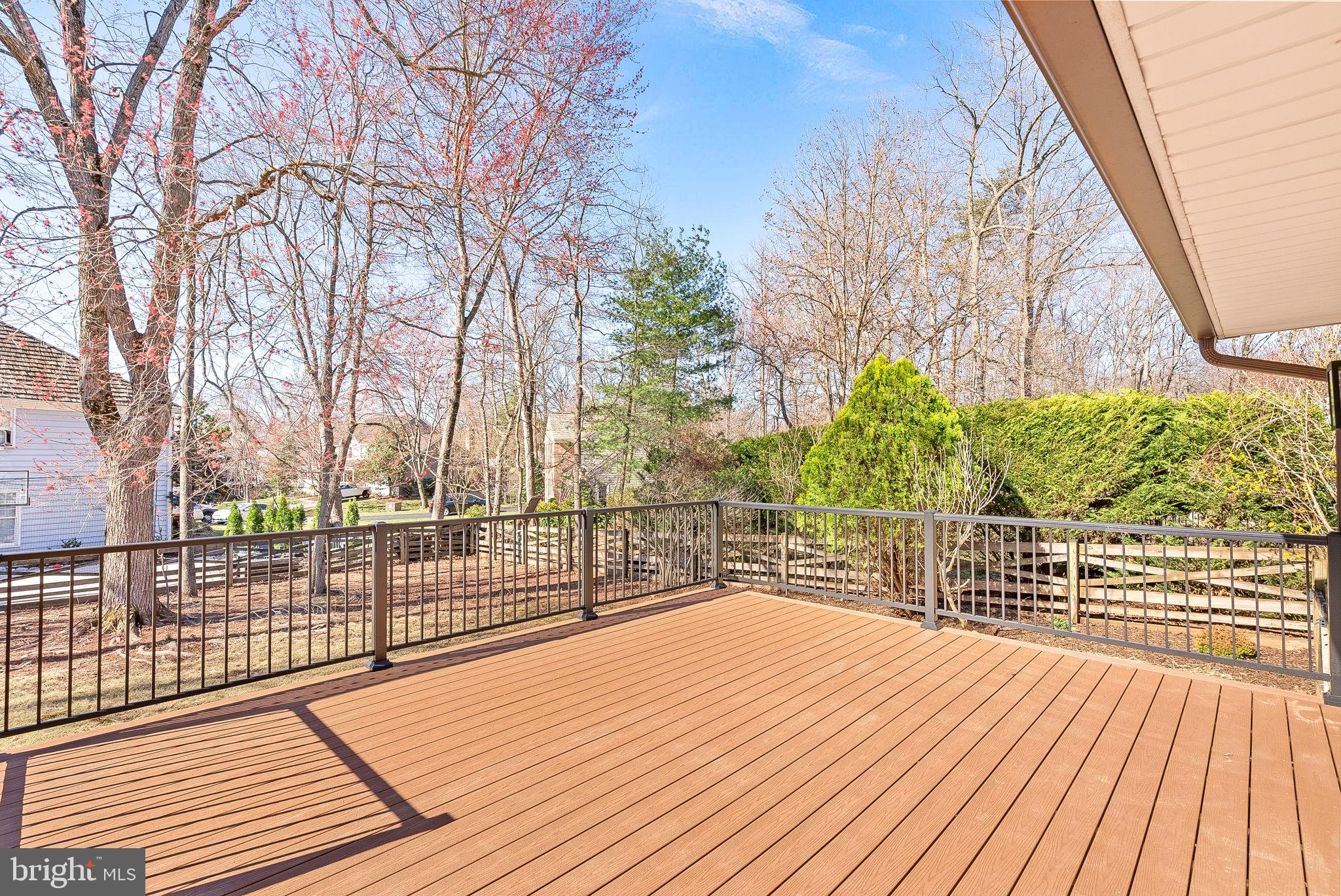 FOX MILL ESTATES - Residential