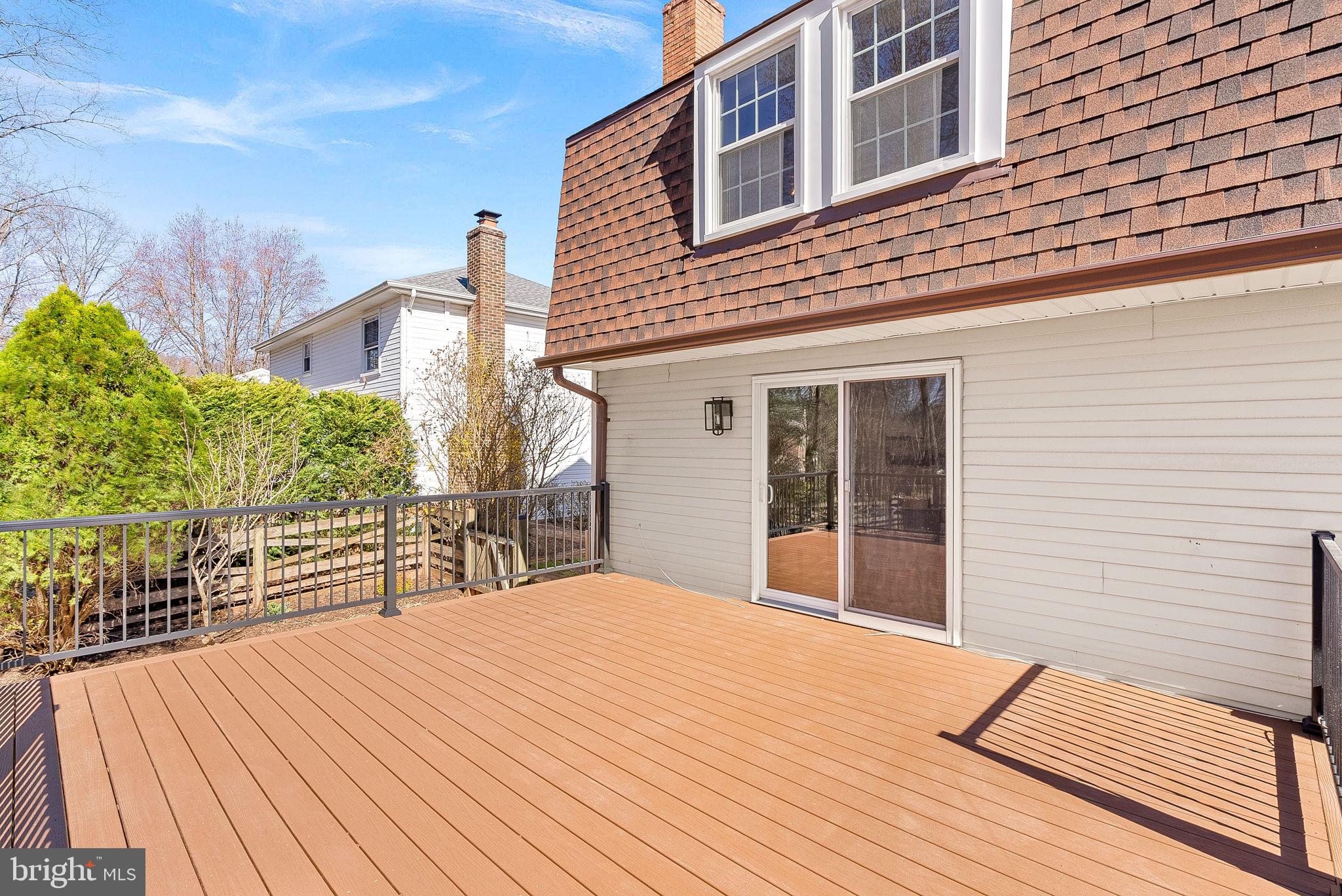 FOX MILL ESTATES - Residential