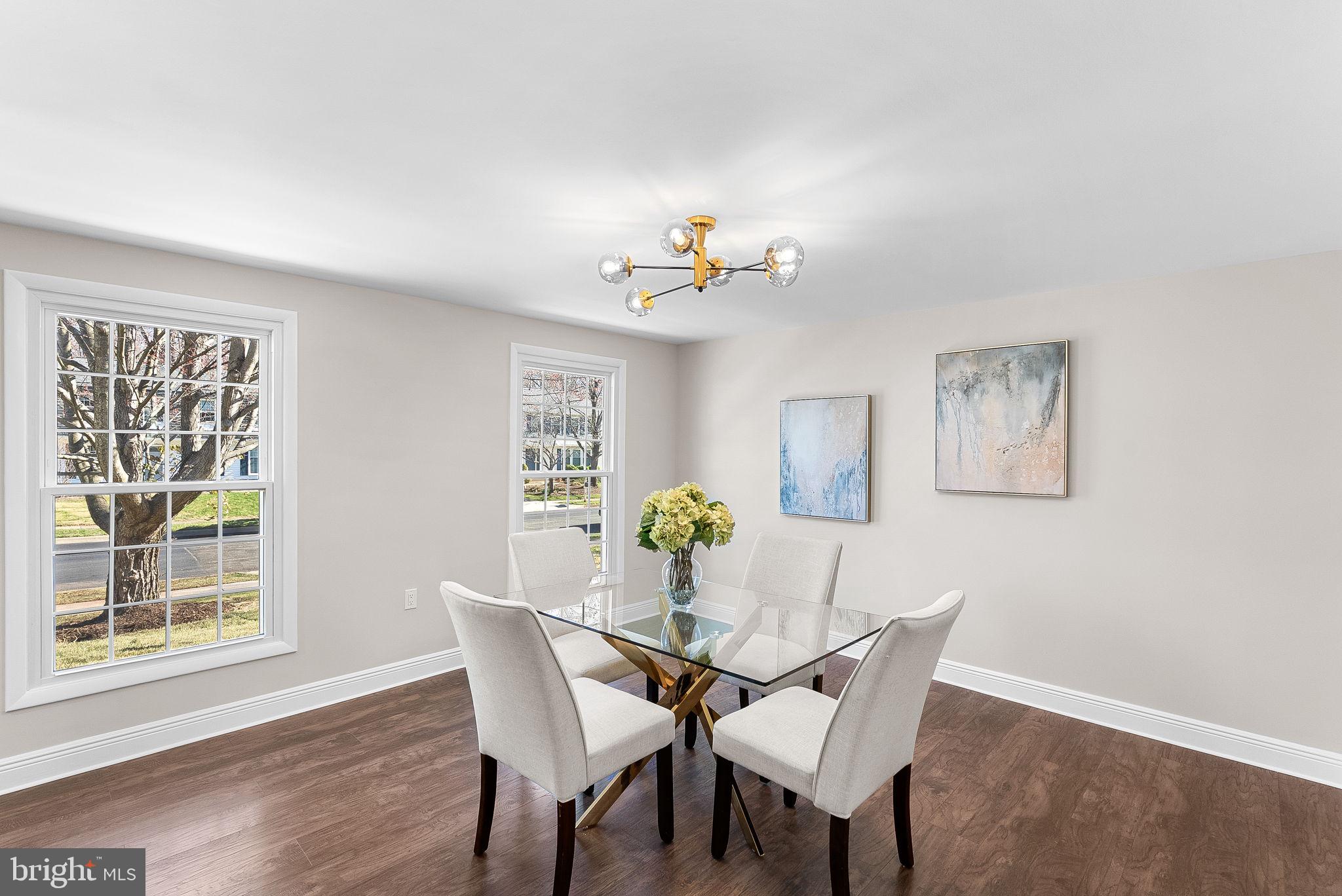 FOX MILL ESTATES - Residential