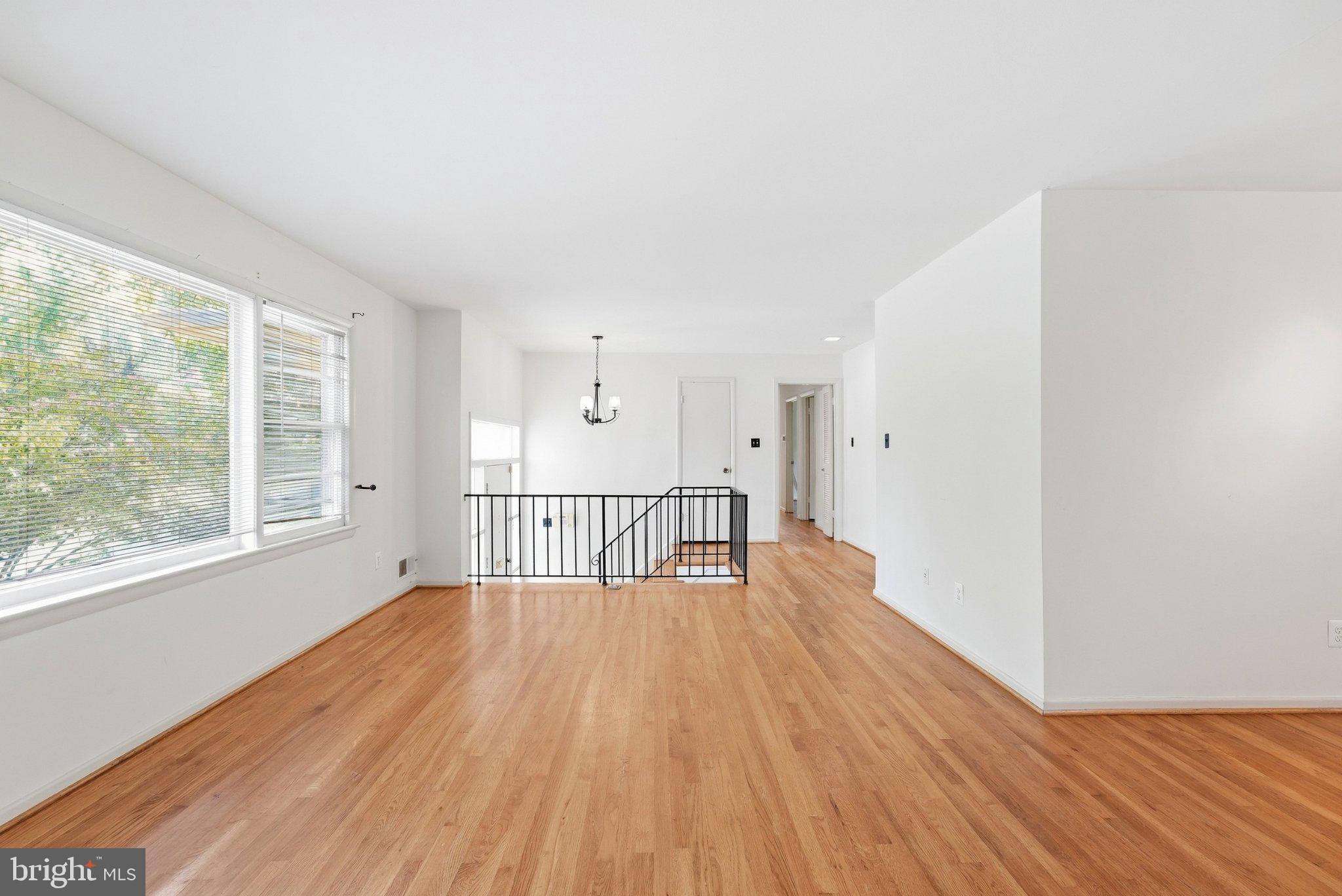 8400 BOUND BROOK LANE