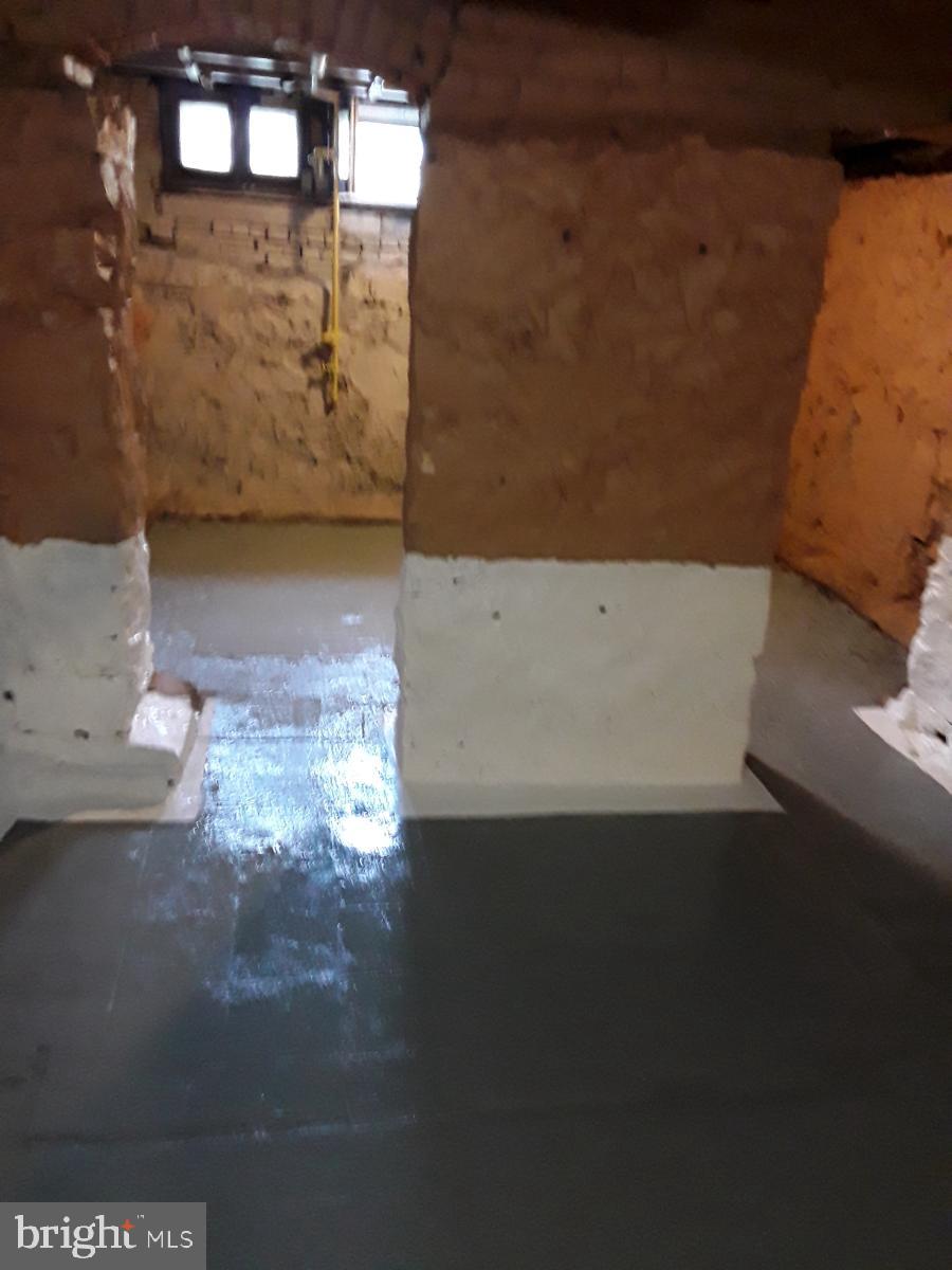 GARWYN OAKS - Residential