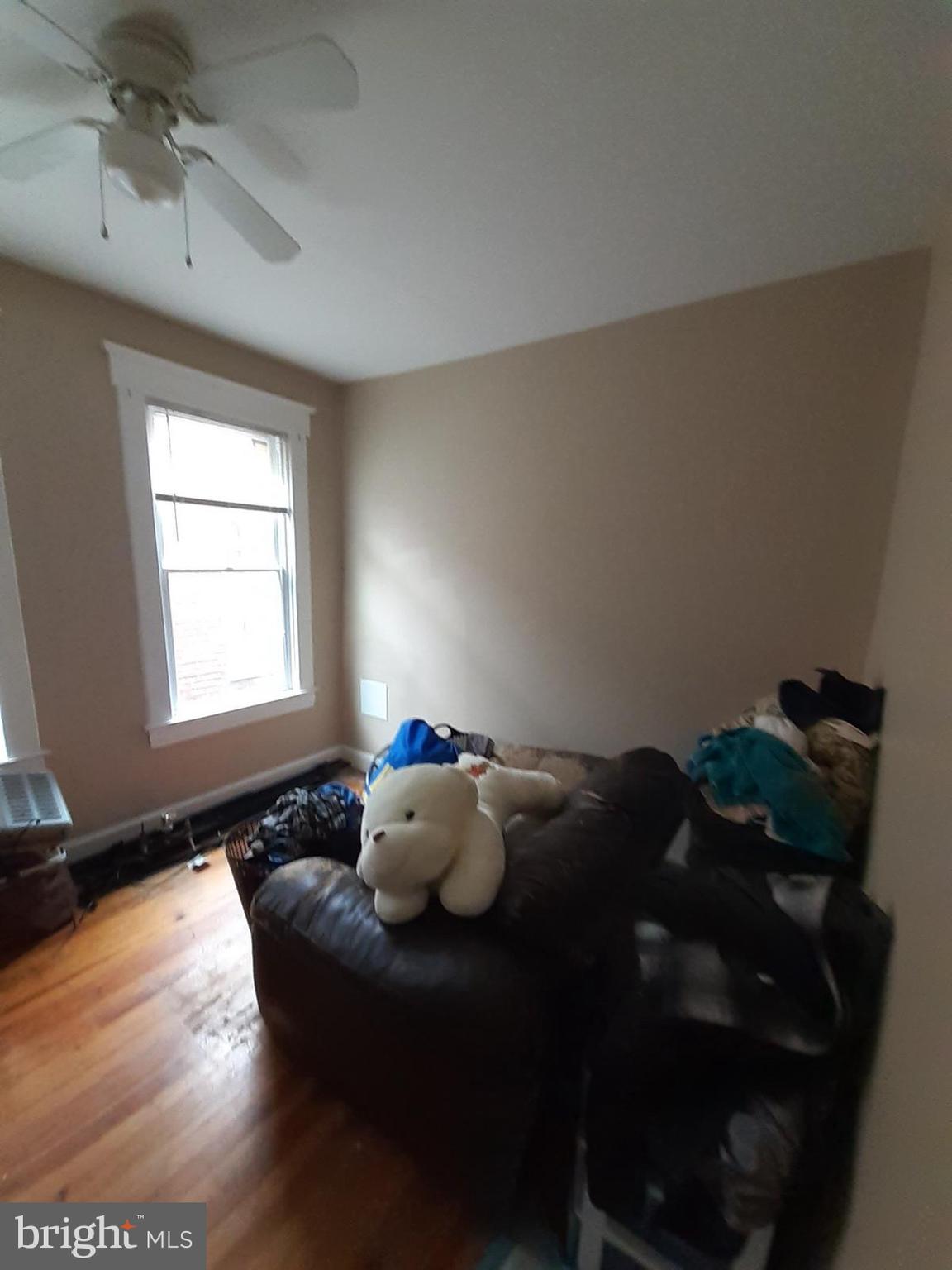 GARWYN OAKS - Residential