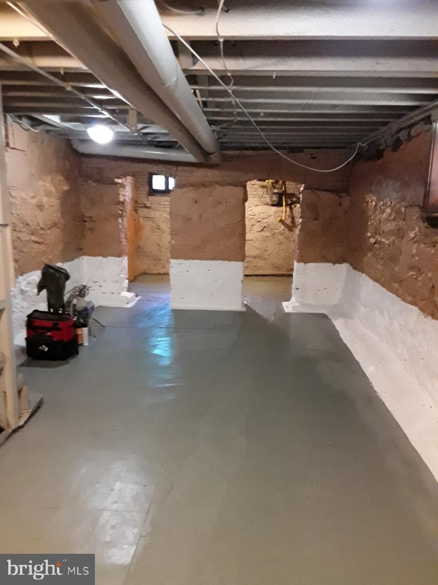 GARWYN OAKS - Residential