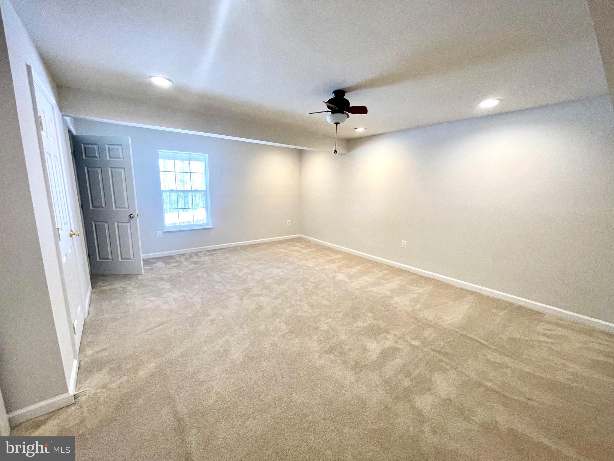 SWANS CREEK - Residential Lease