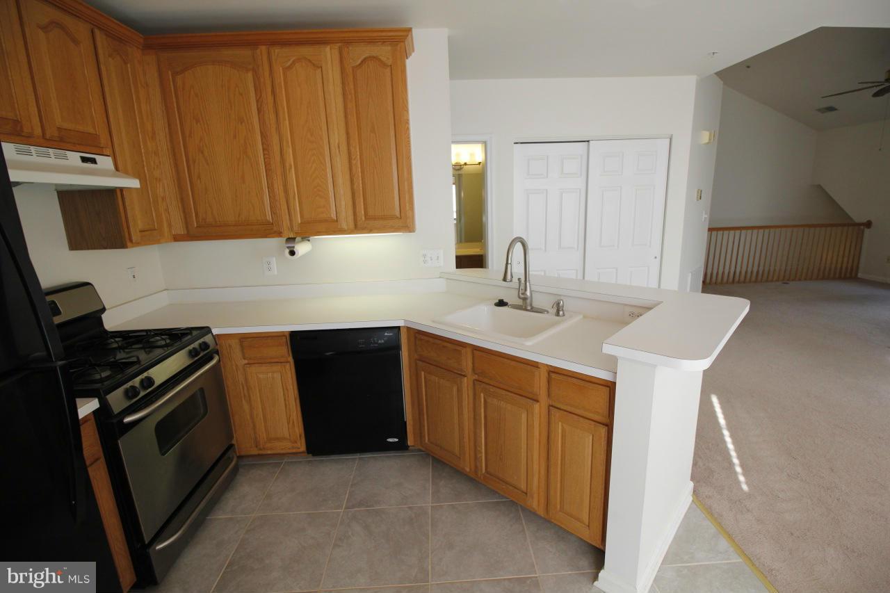 SOUTH RIDING - Residential Lease