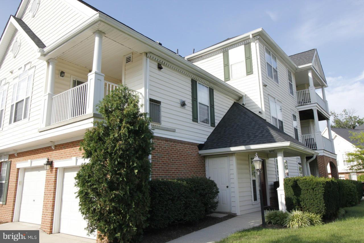 SOUTH RIDING - Residential Lease