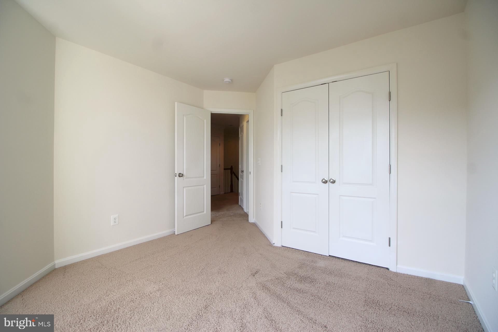 BRAMBLETON OVERLOOK - Residential Lease