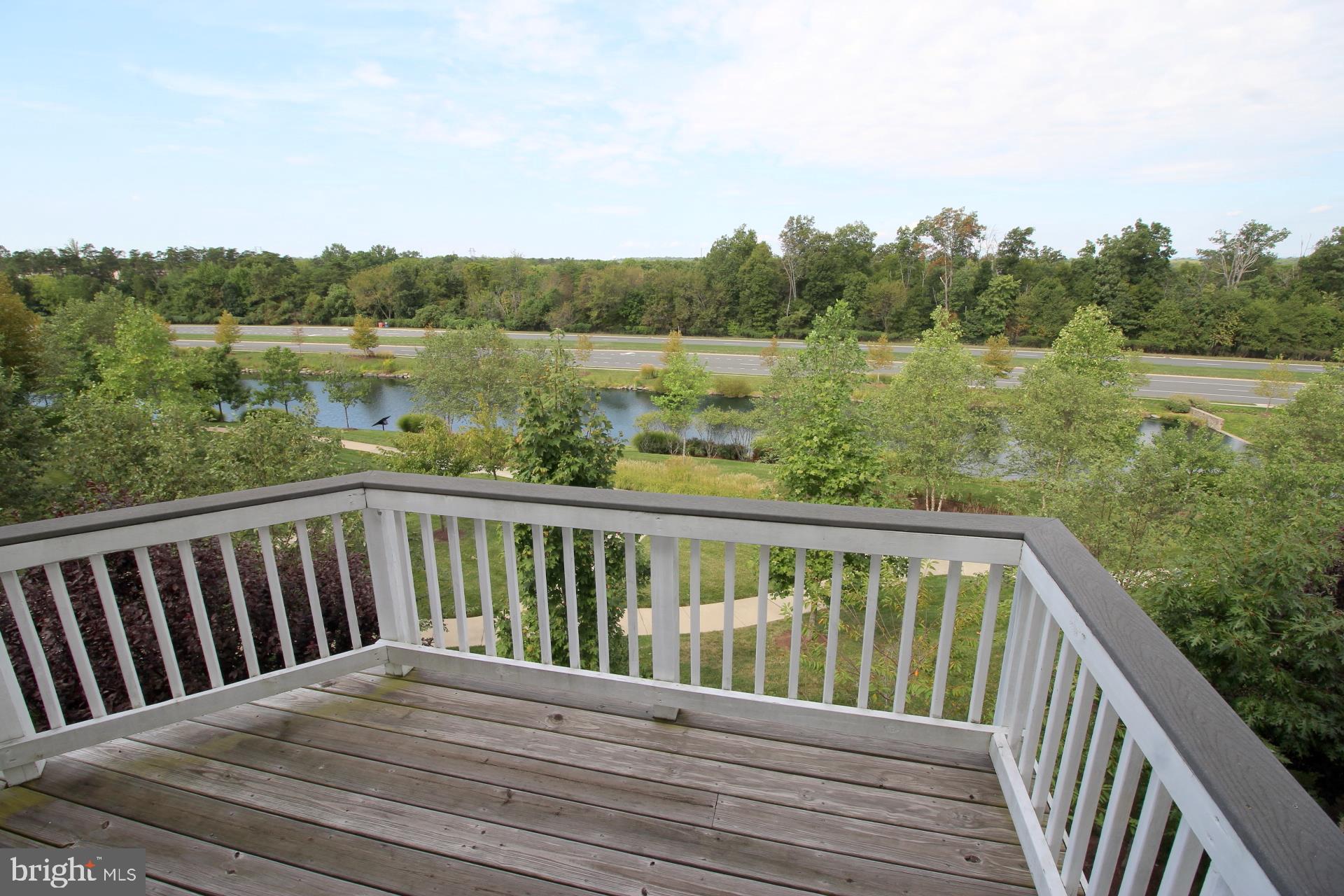 BRAMBLETON OVERLOOK - Residential Lease