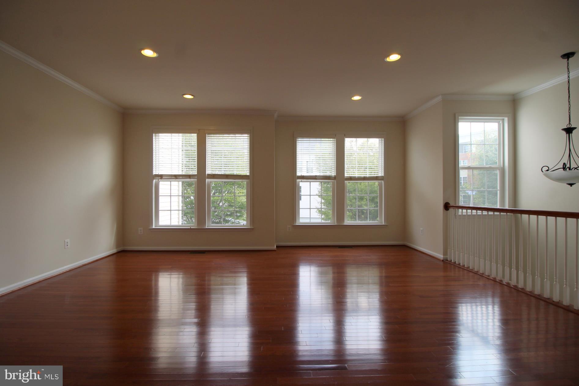 BRAMBLETON OVERLOOK - Residential Lease