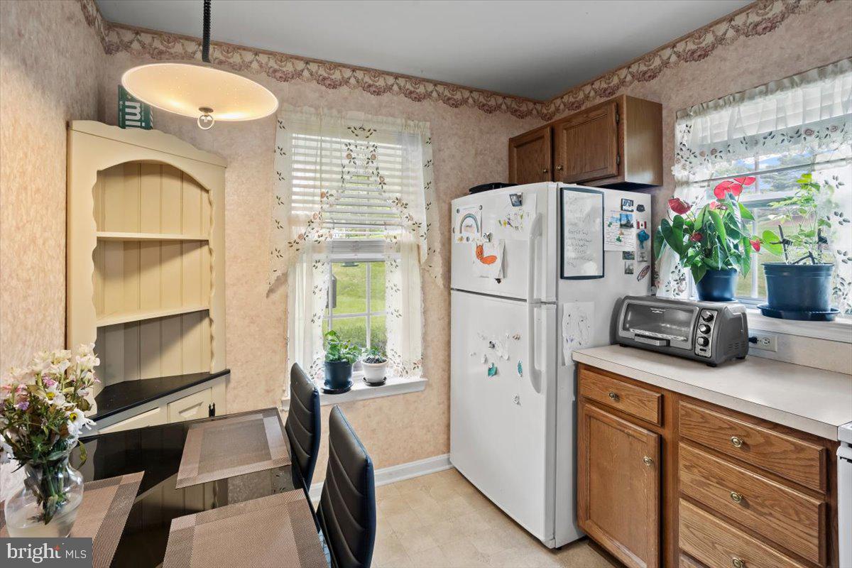 1417 CAMBRIDGE COURT