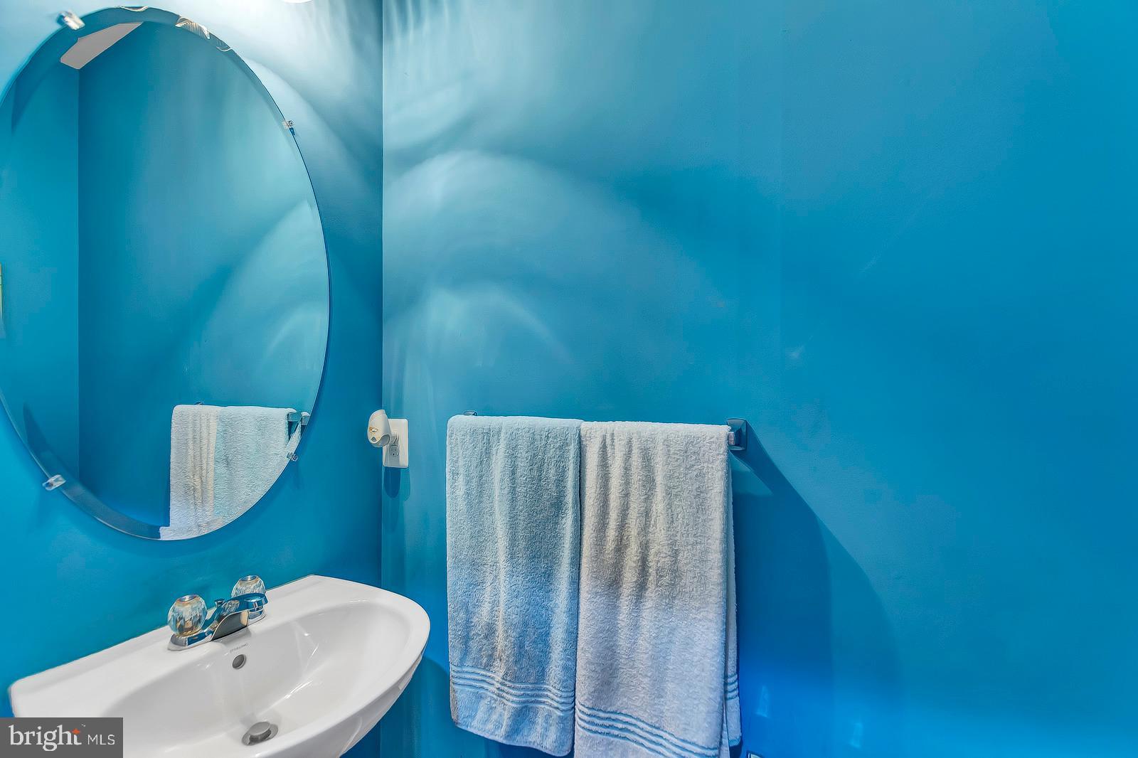 WESTBURY PUB - Residential