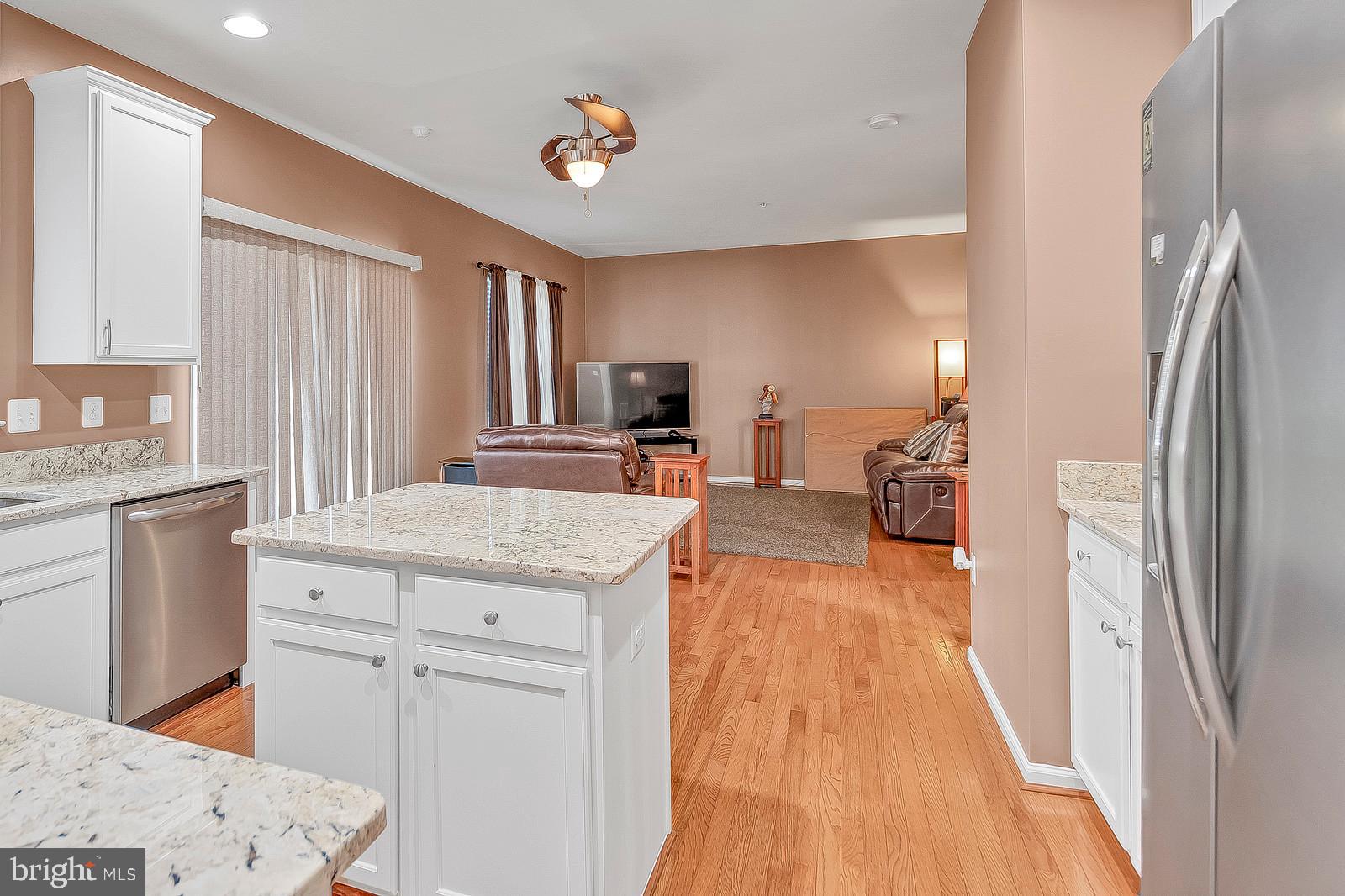 WESTBURY PUB - Residential