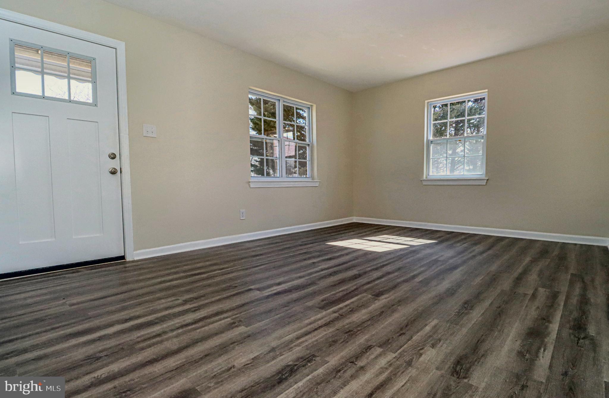 DOUGLAS PARK - Residential