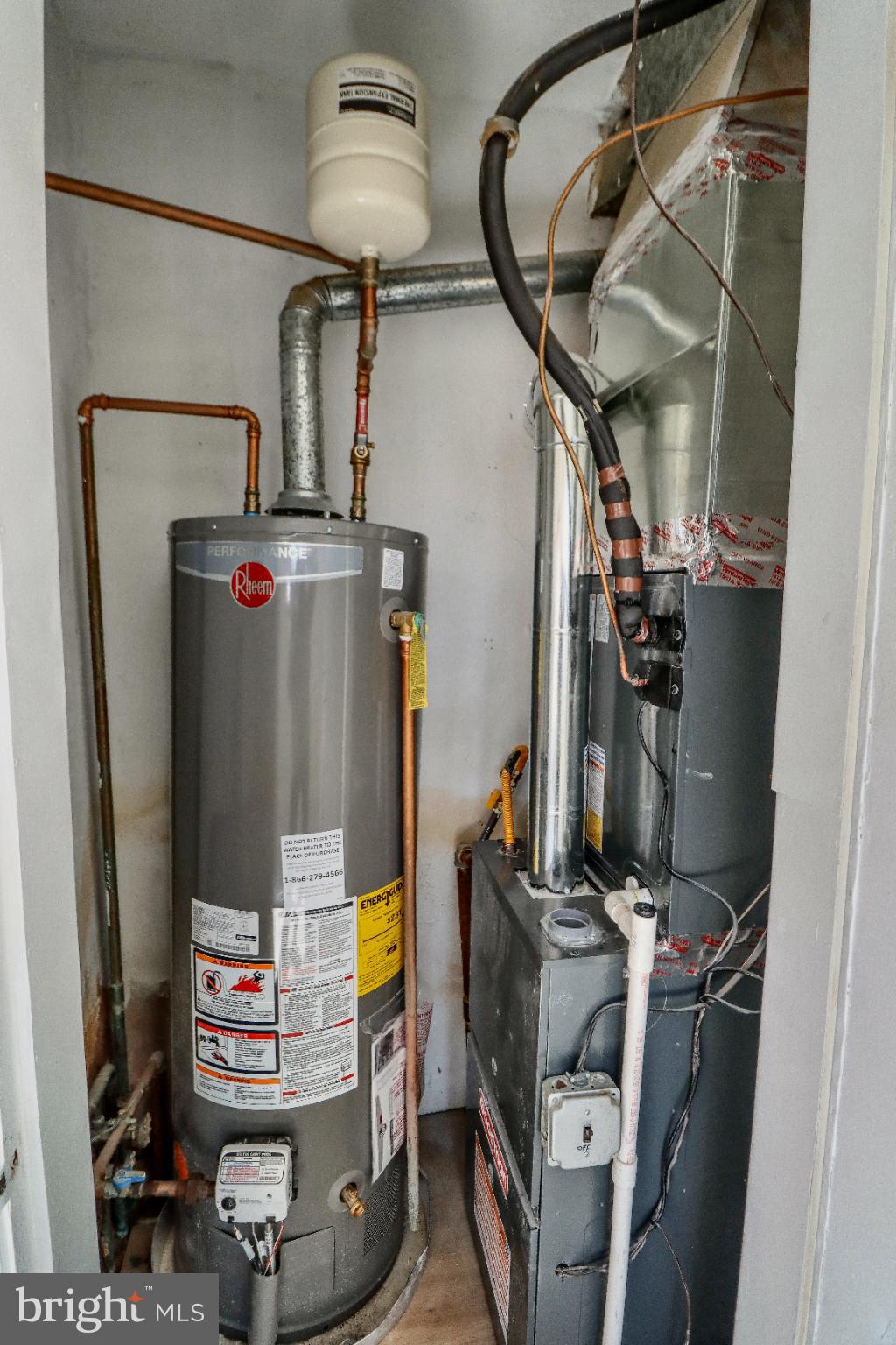 DOUGLAS PARK - Residential