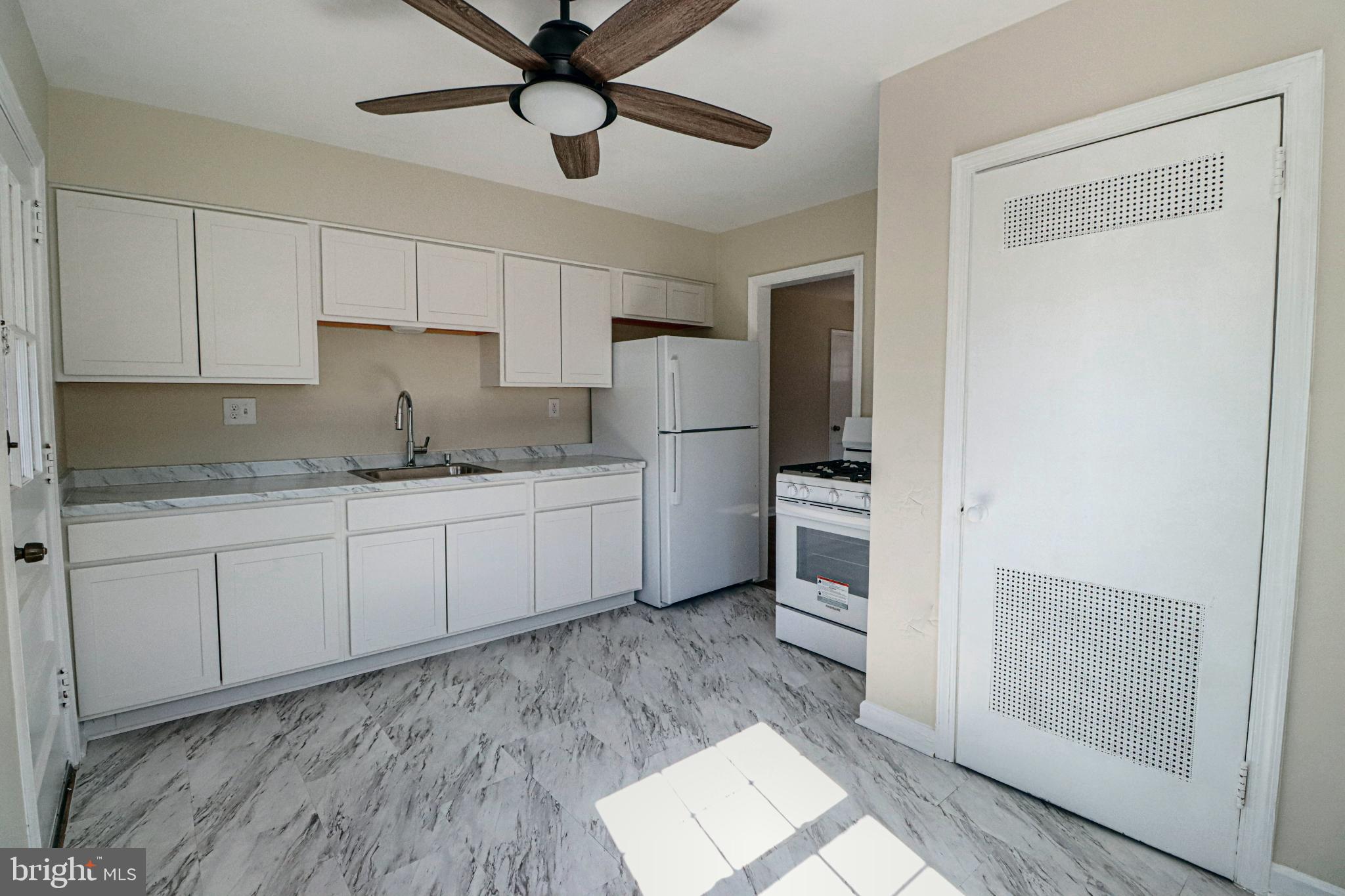 DOUGLAS PARK - Residential