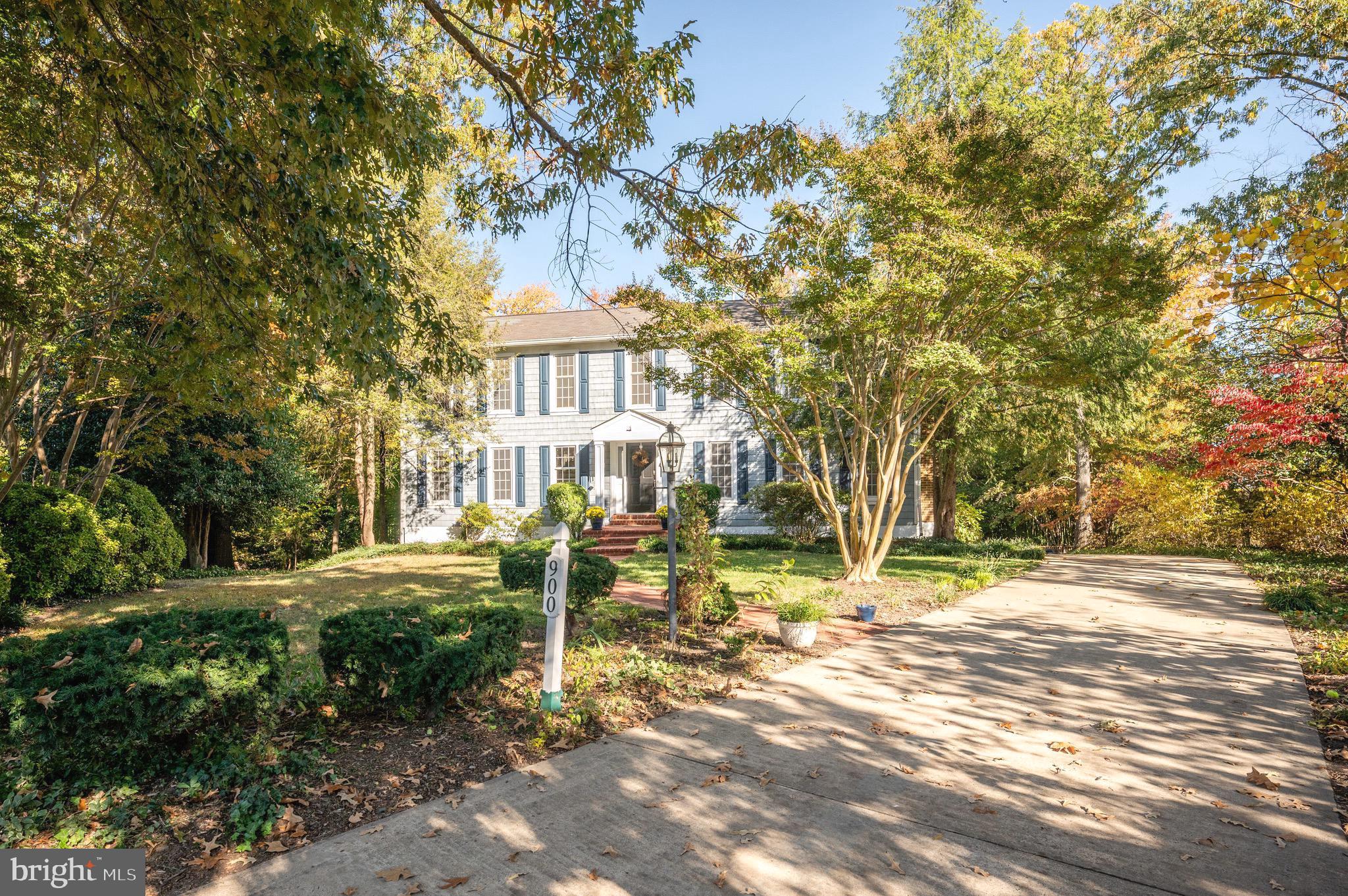 WELLINGTON WOODS - Residential