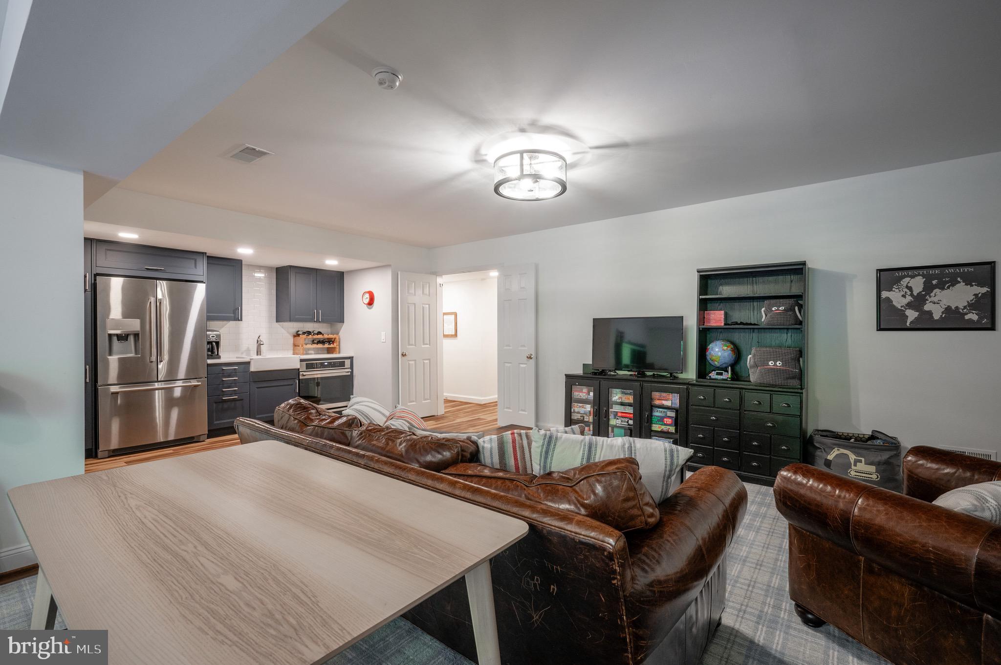 WELLINGTON WOODS - Residential