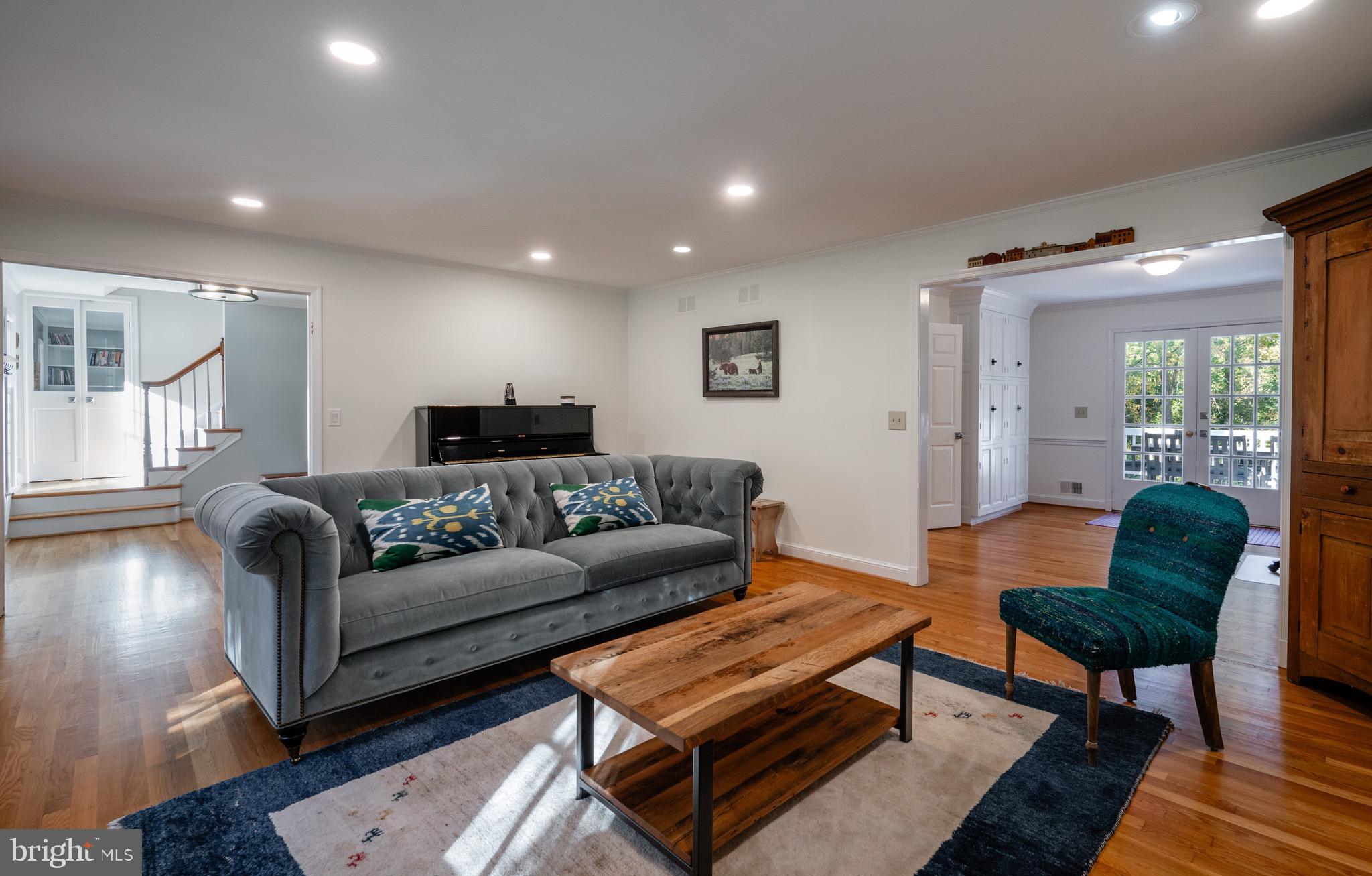 WELLINGTON WOODS - Residential